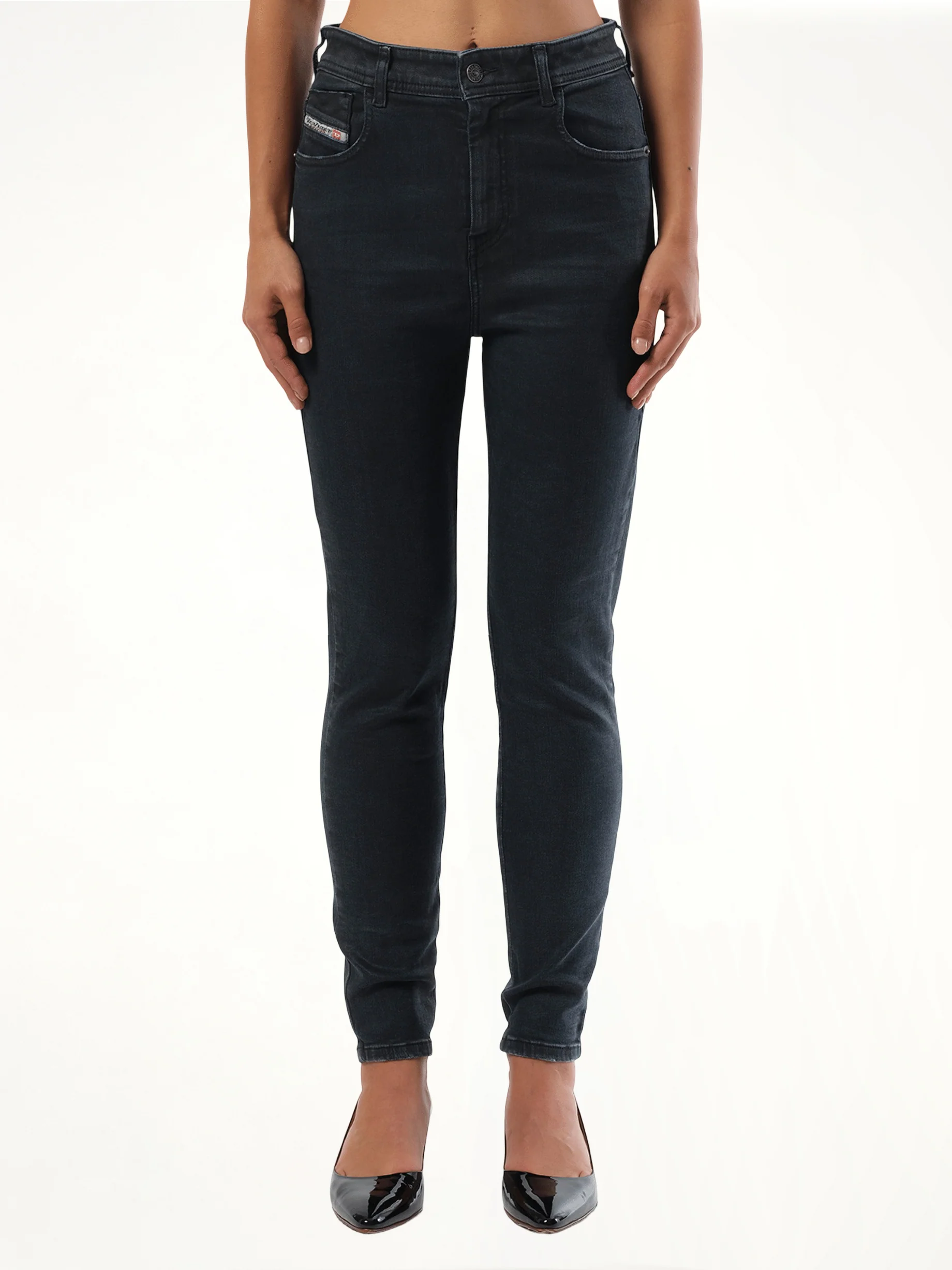 1984 Slandy High Jeans in Washed Black