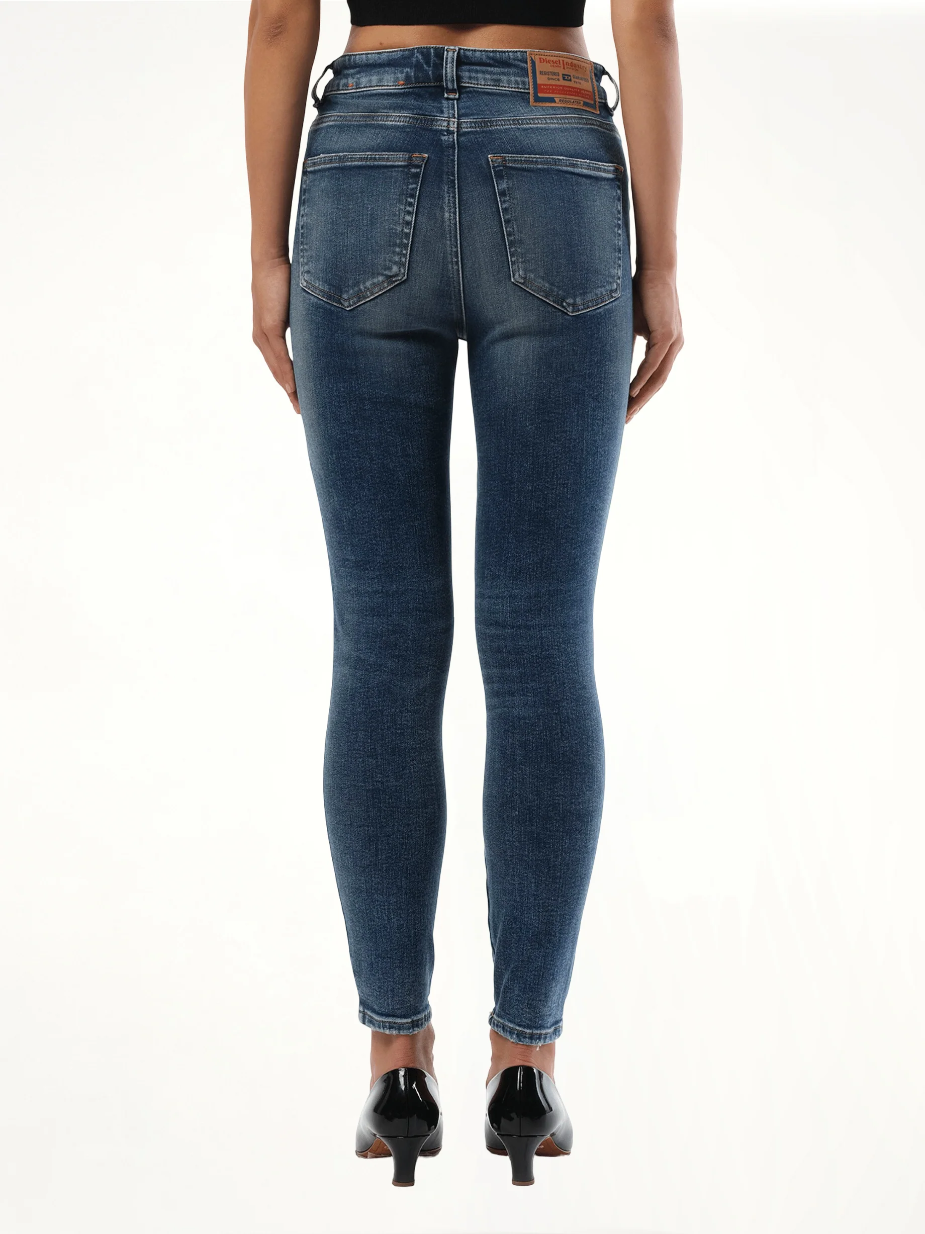1984 Slandy High Jeans in Washed Indigo - Image 6