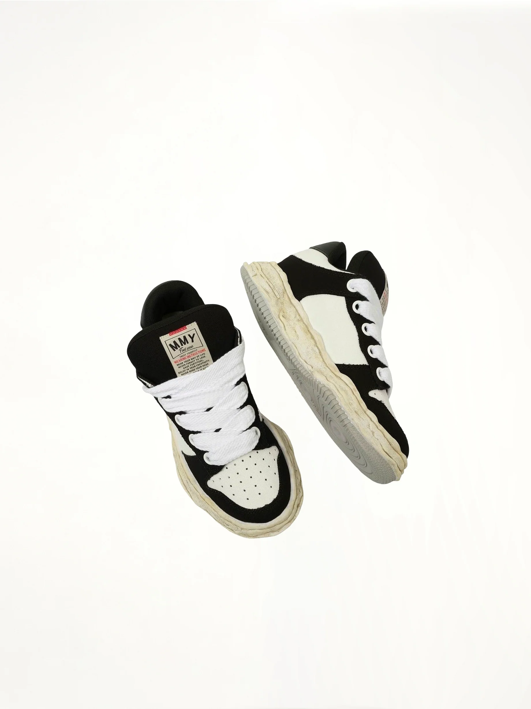 WAYNE OG Puffer Sneaker in Black/White - Image 4