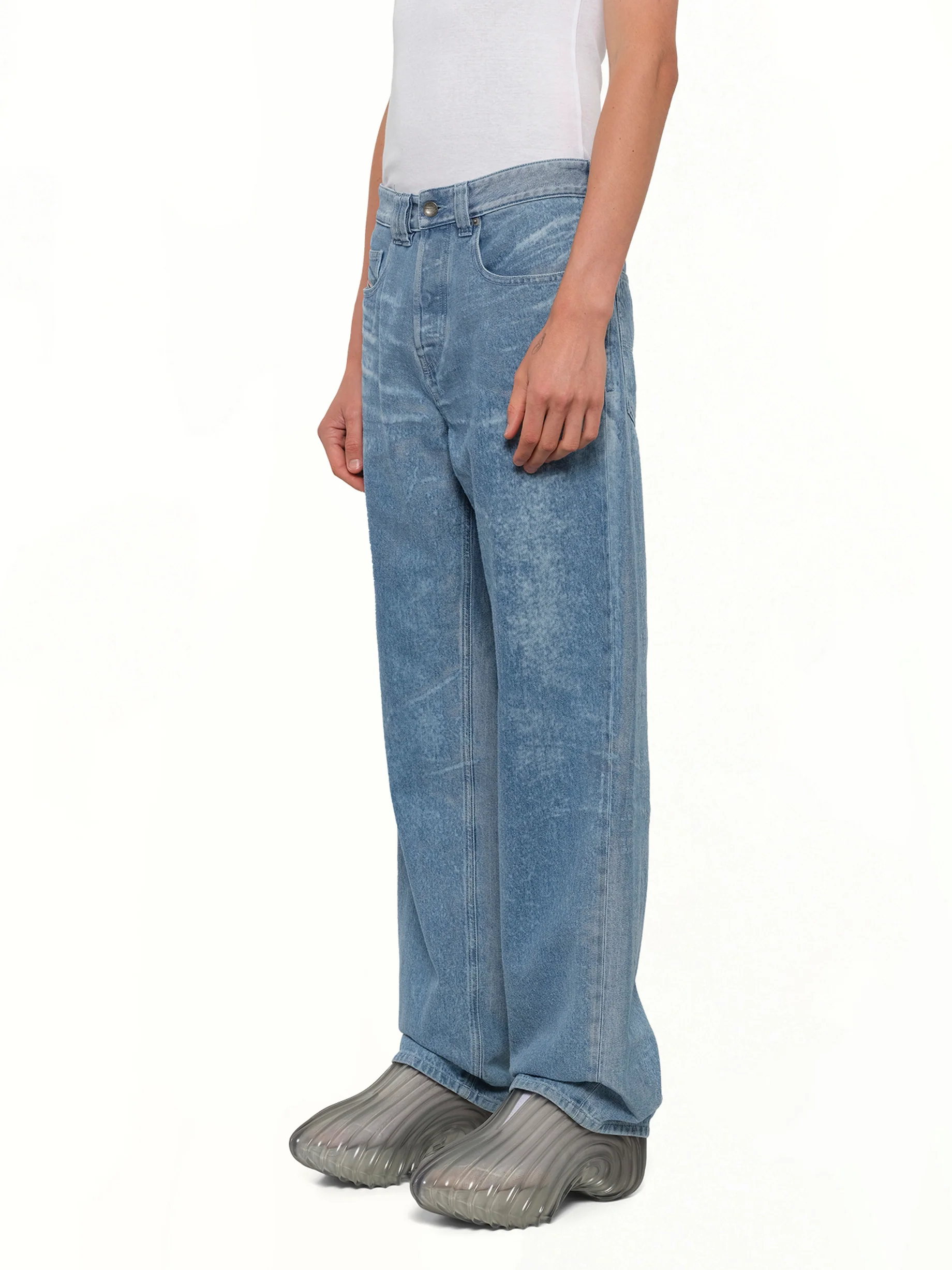 2001 D-MACRO-FSI1 Jeans in Blue - Image 3