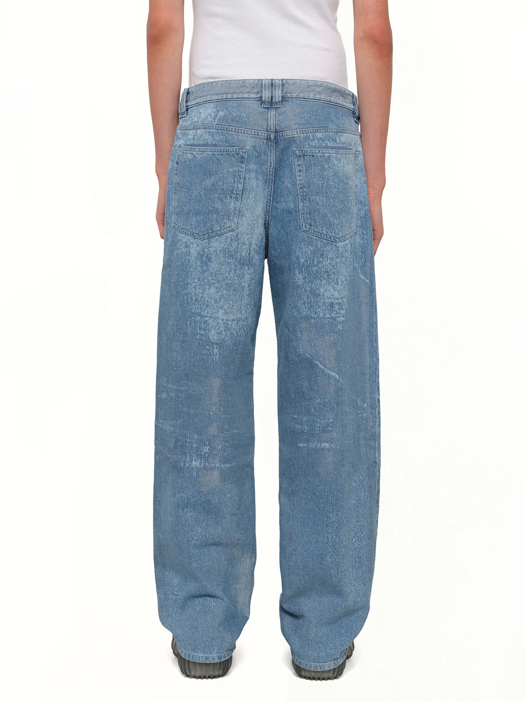 2001 D-MACRO-FSI1 Jeans in Blue - Image 5