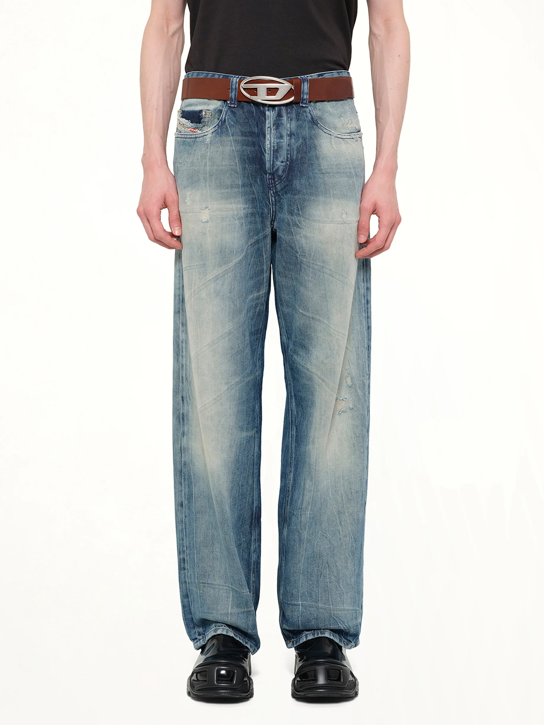 2001 D-MACRO Jeans in Washed Blue