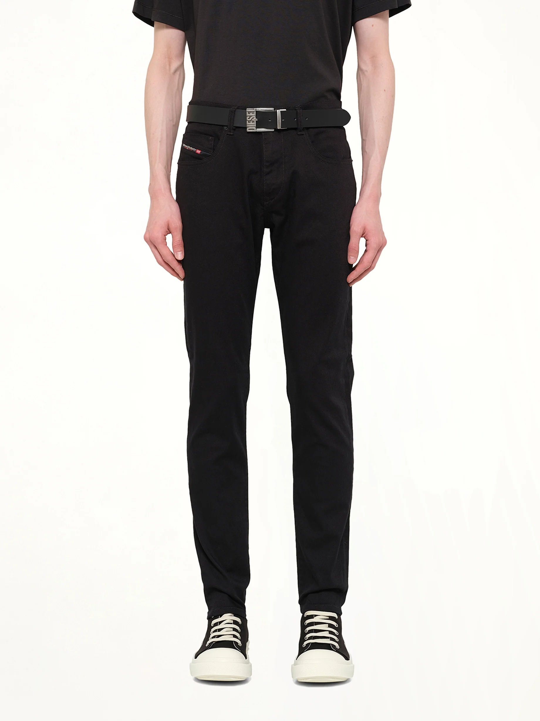2019 D-STRUKT Slim Jeans in Black