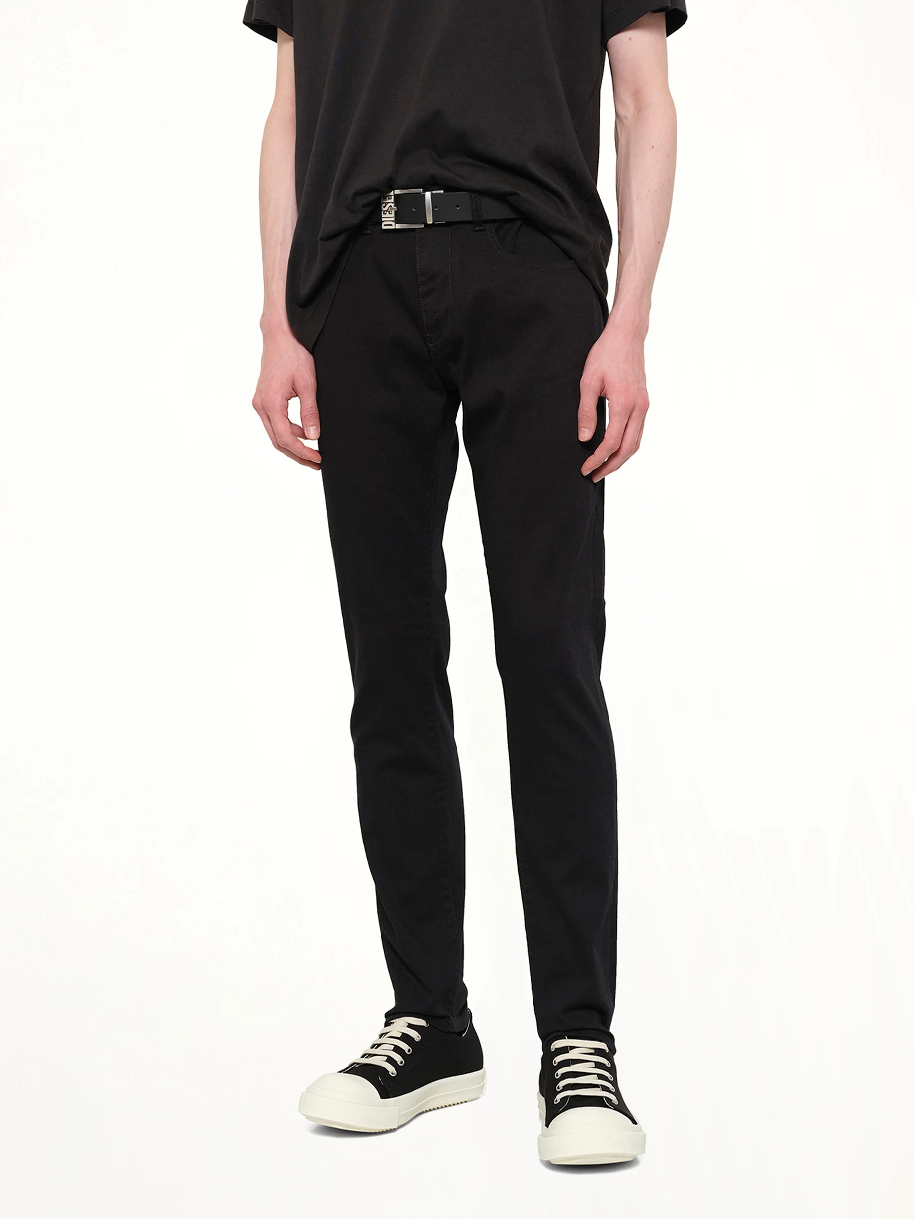2019 D-STRUKT Slim Jeans in Black - Image 6
