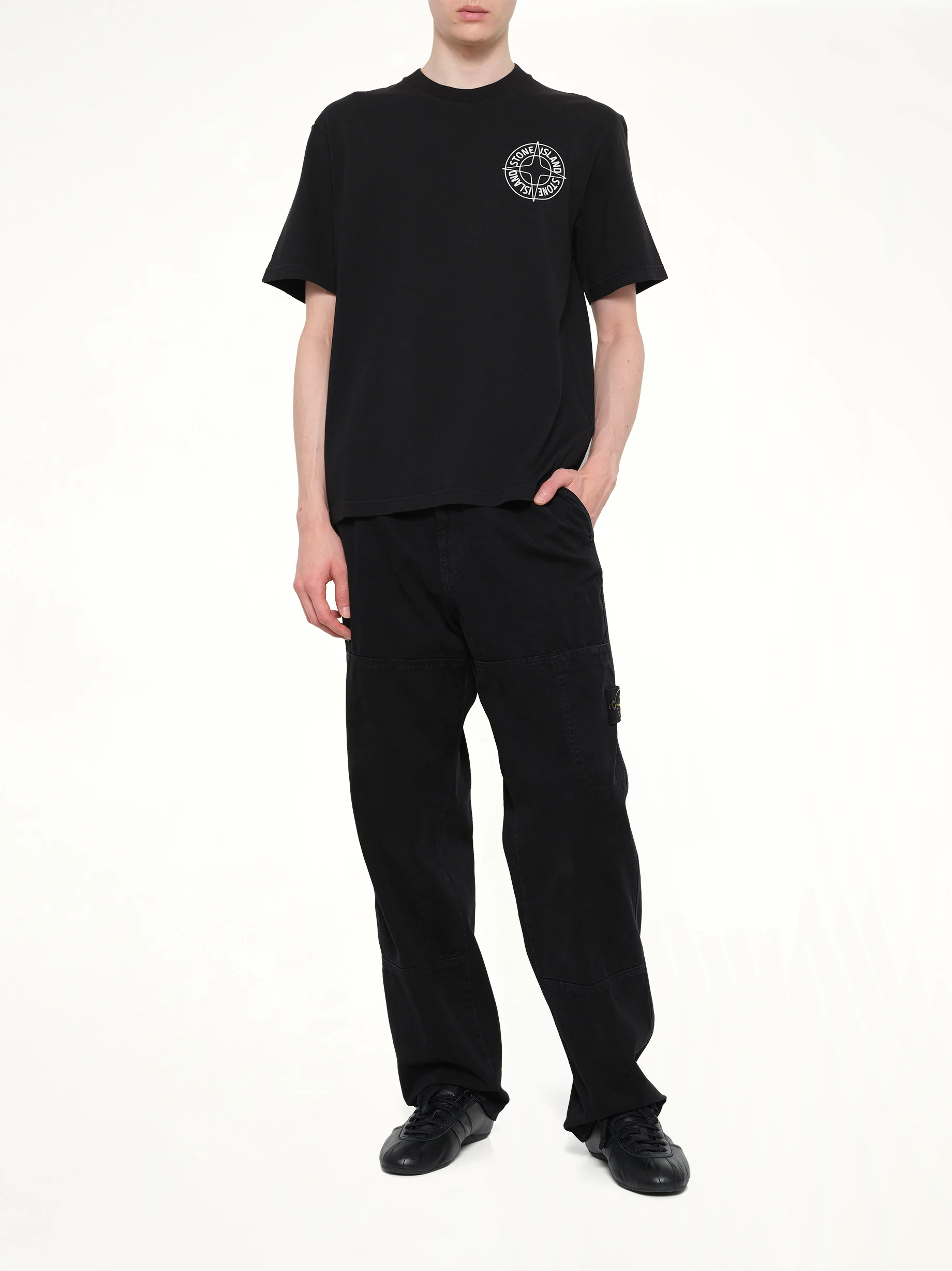 2100001 Chest Logo T-Shirt in Black - Image 4