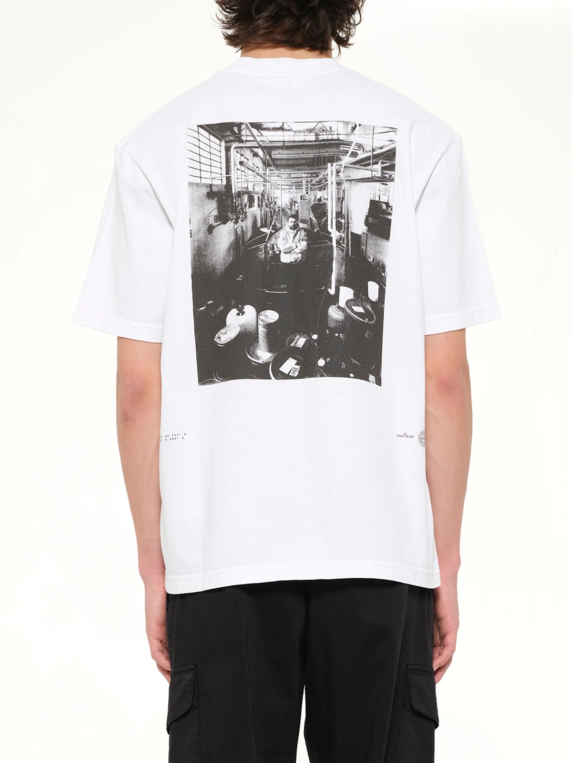 2100001 SS T-Shirt in White - Image 5