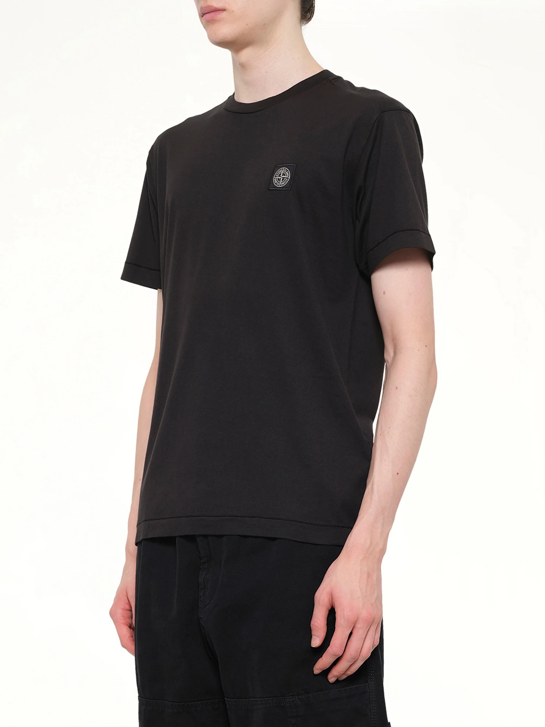 2100027 Logo Patch T-Shirt in Black - Image 3