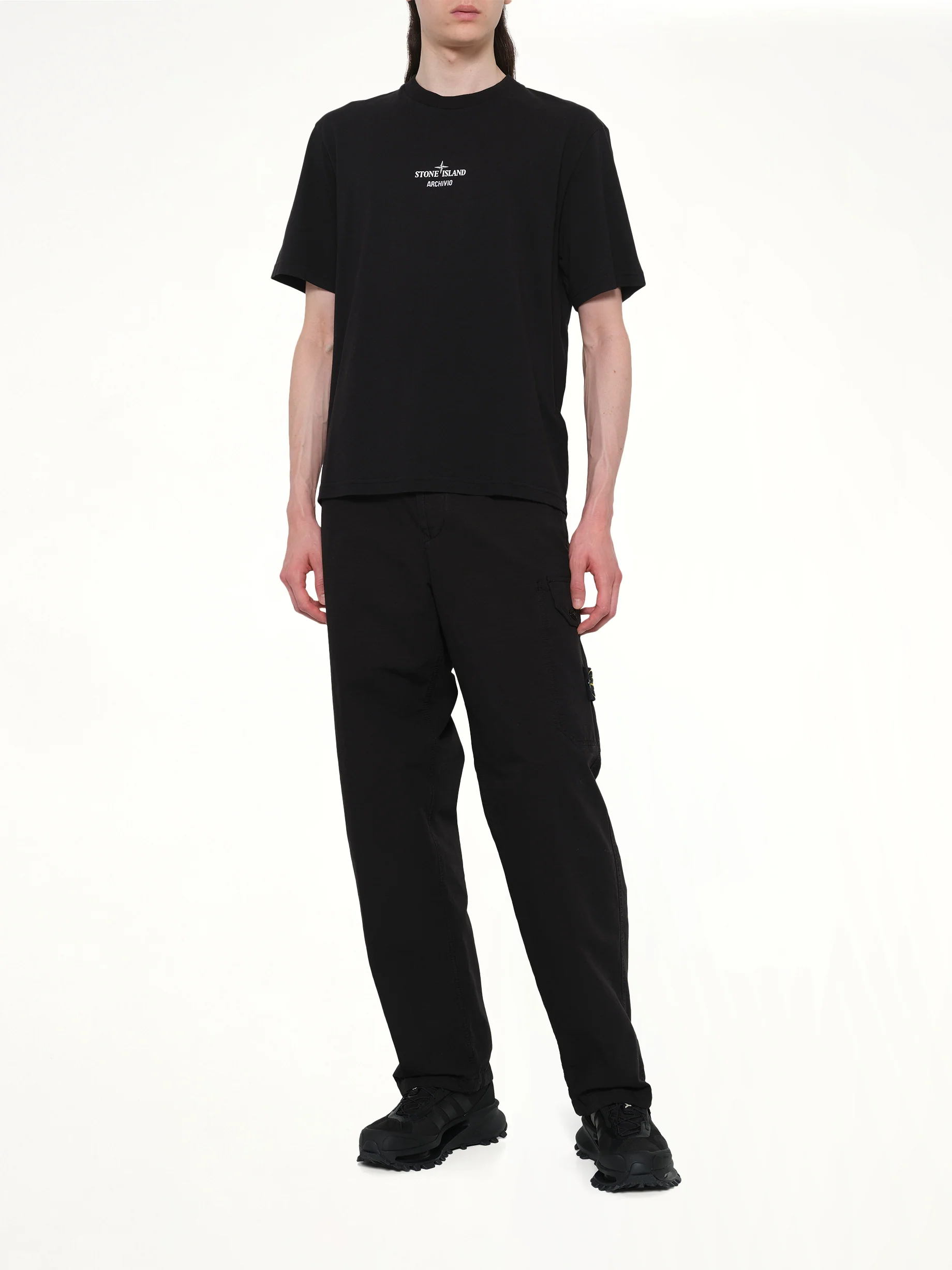 210003 Archivo S/S T-Shirt in Black - Image 4