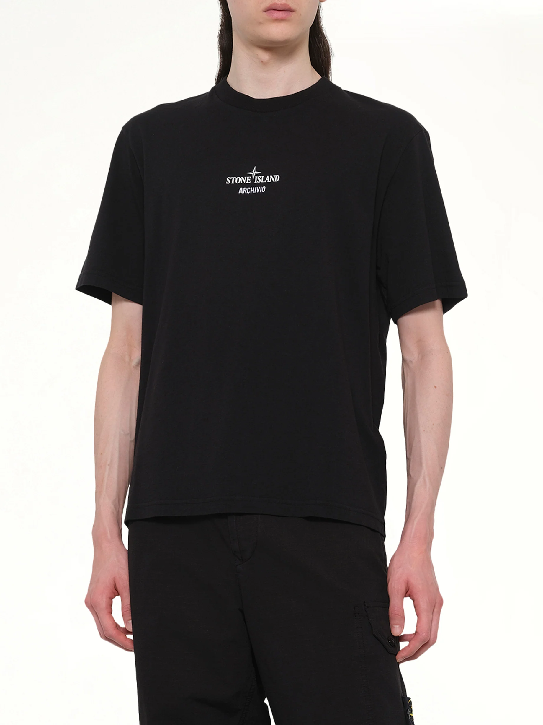 210003 Archivo S/S T-Shirt in Black - Image 6