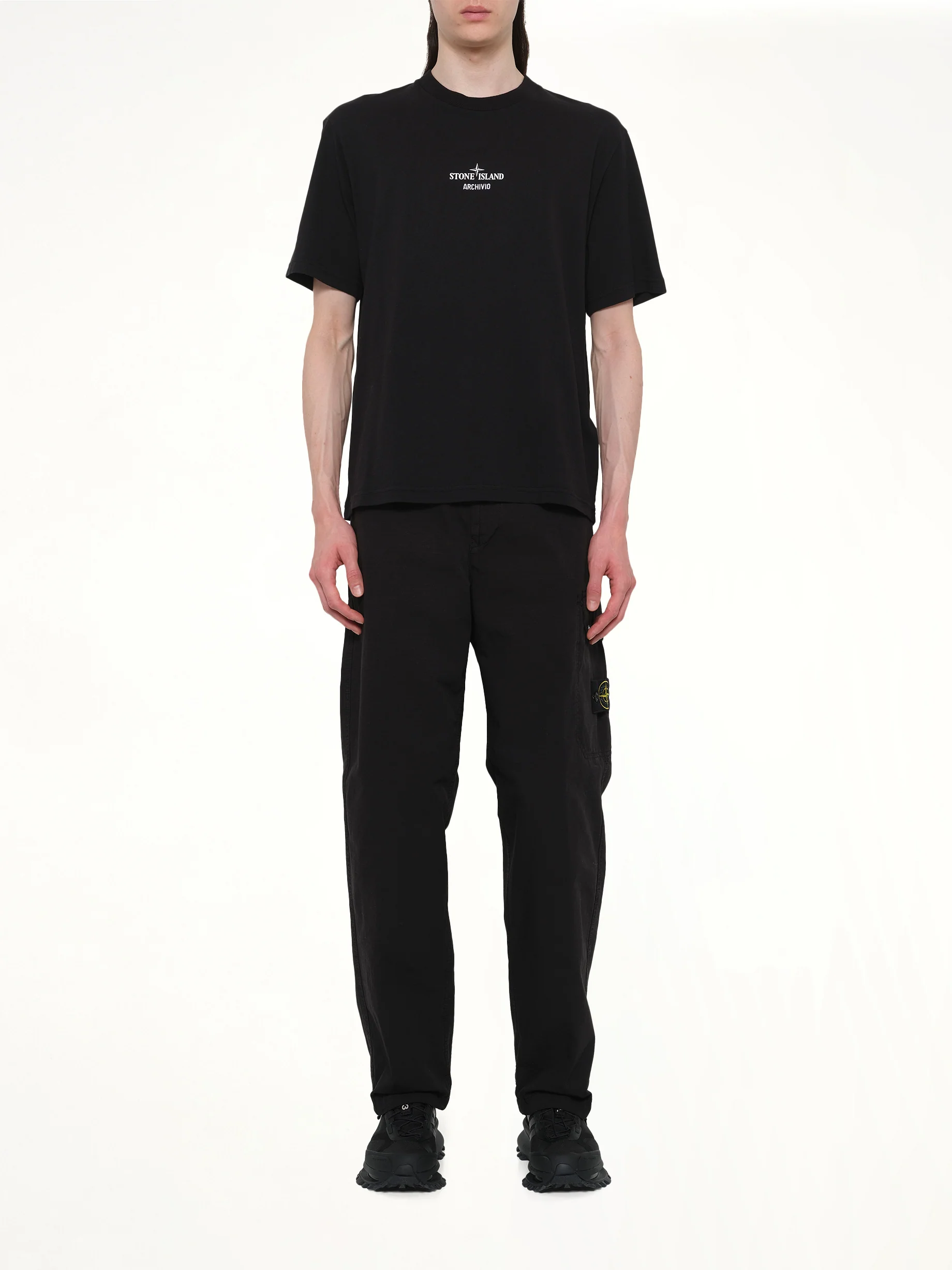 210003 Archivo S/S T-Shirt in Black - Image 7