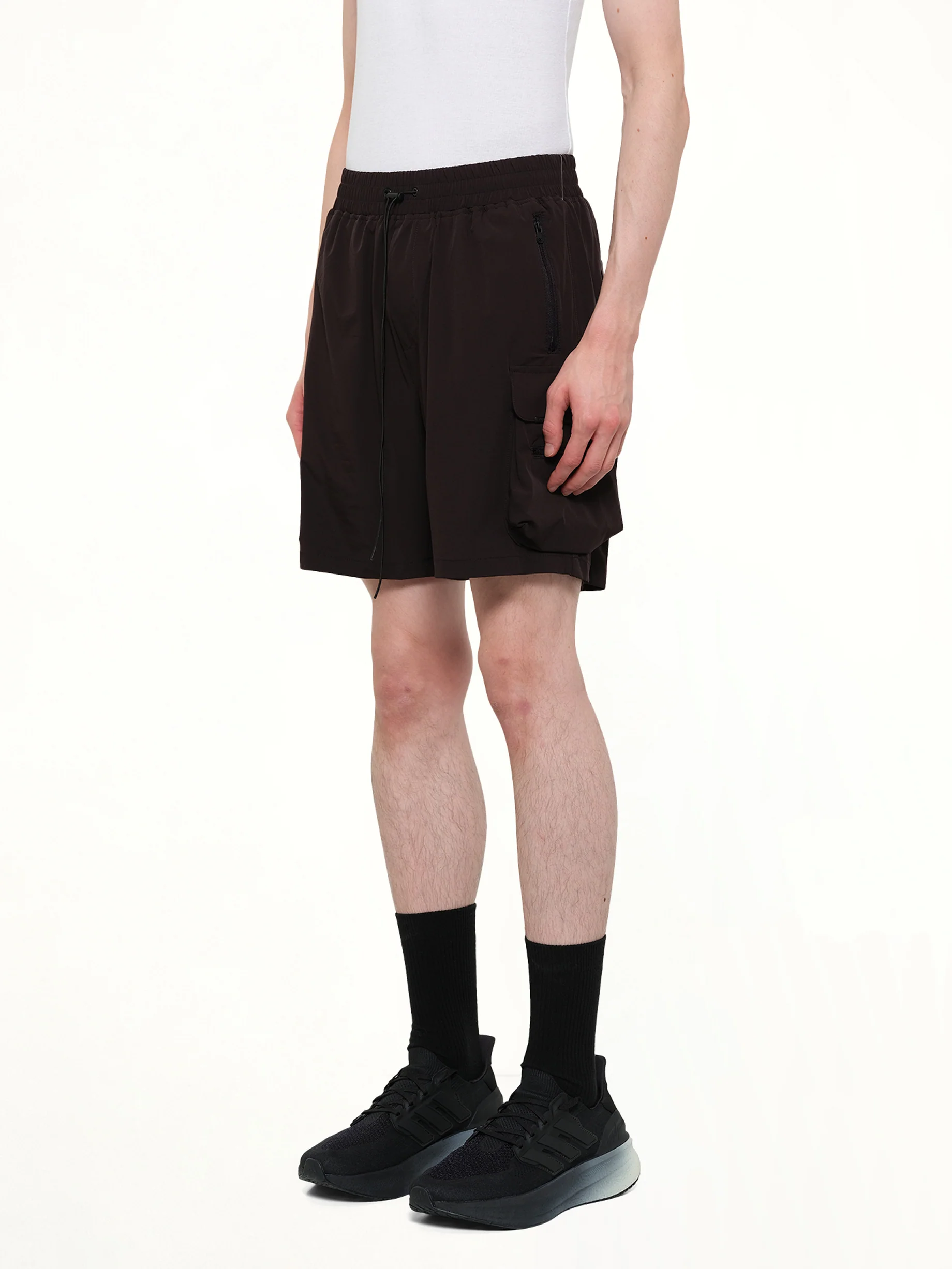 247 Shorts in Black - Image 3