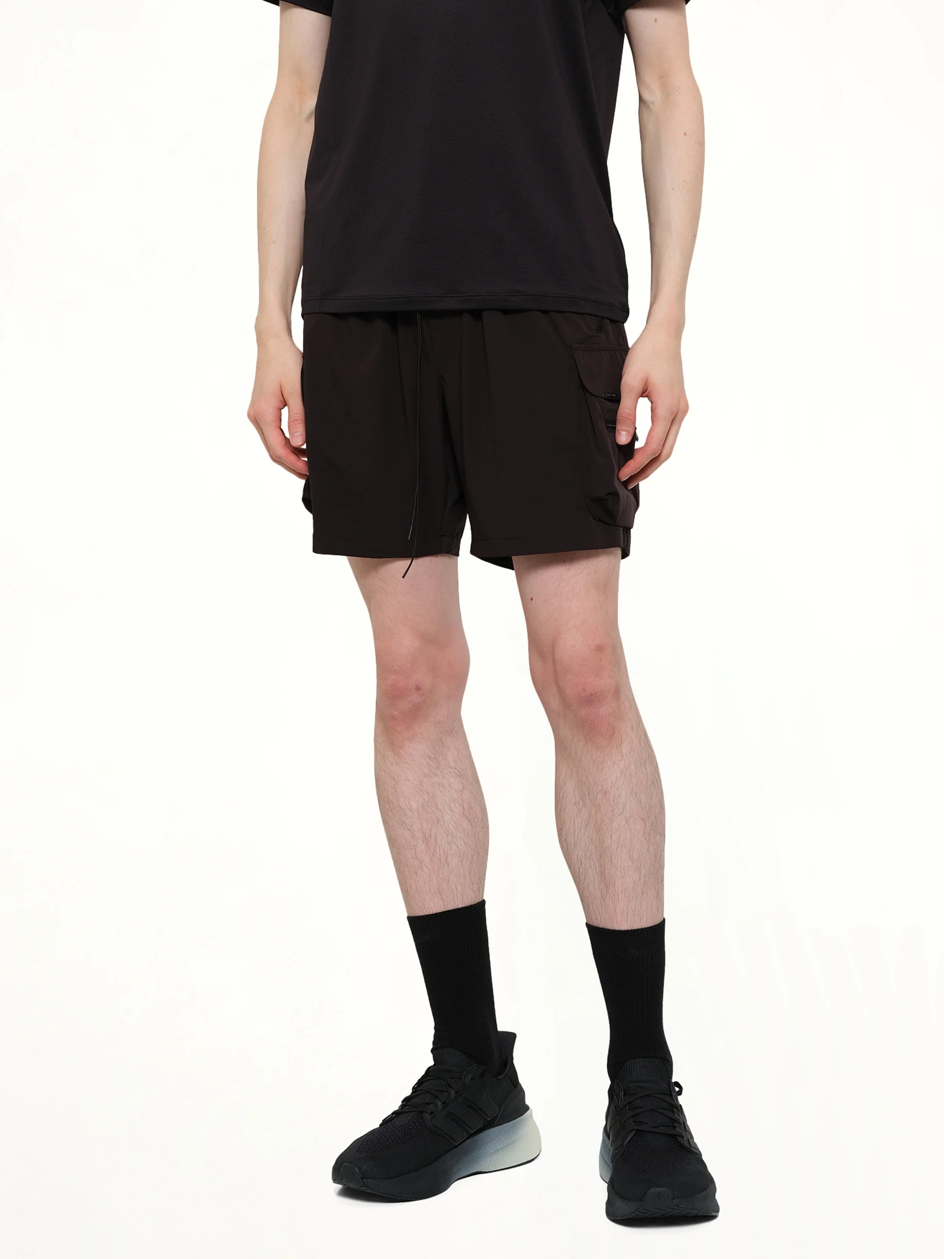247 Shorts in Black - Image 6