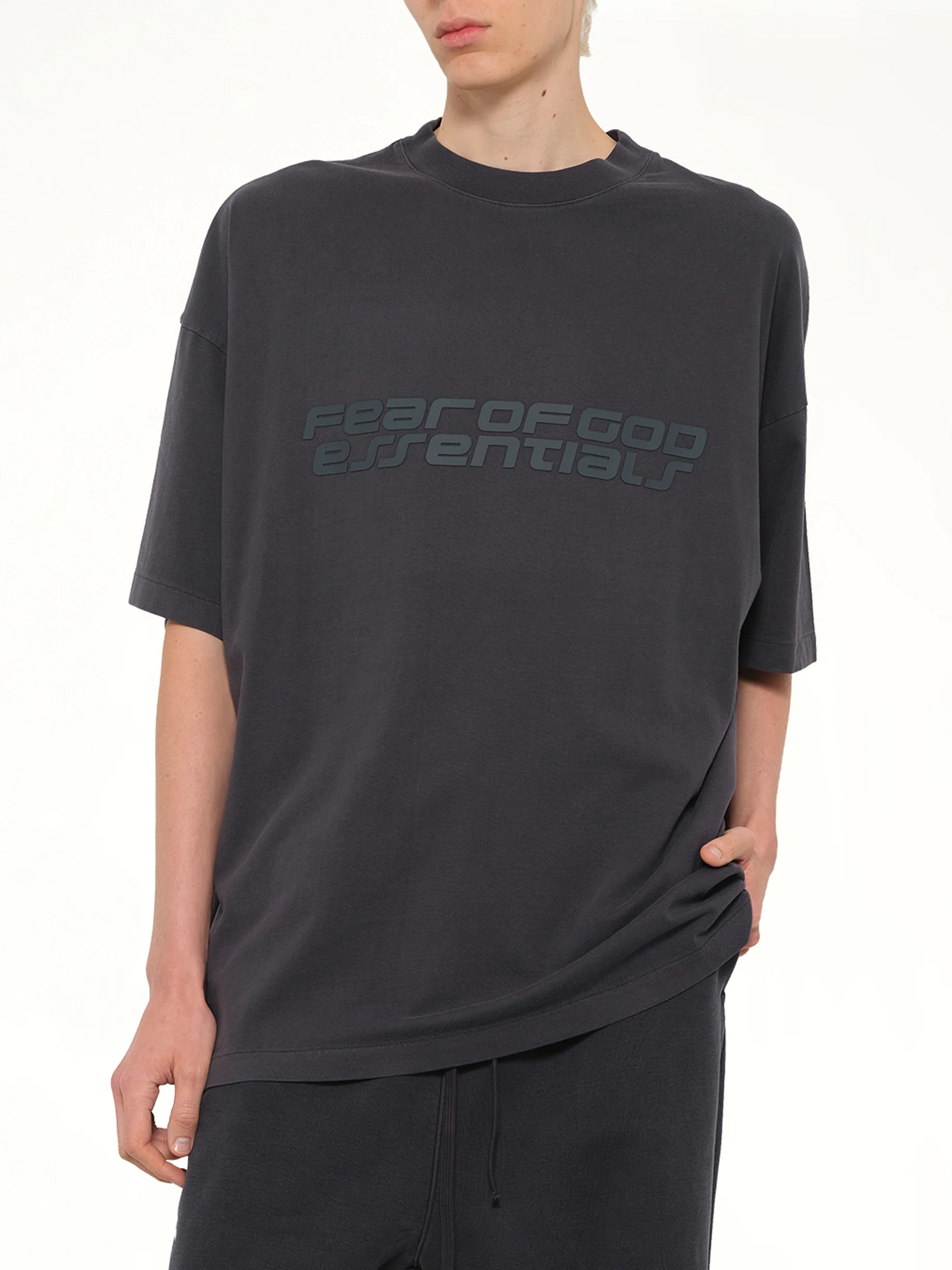 "26" T-Shirt in Vintage Black - Image 6