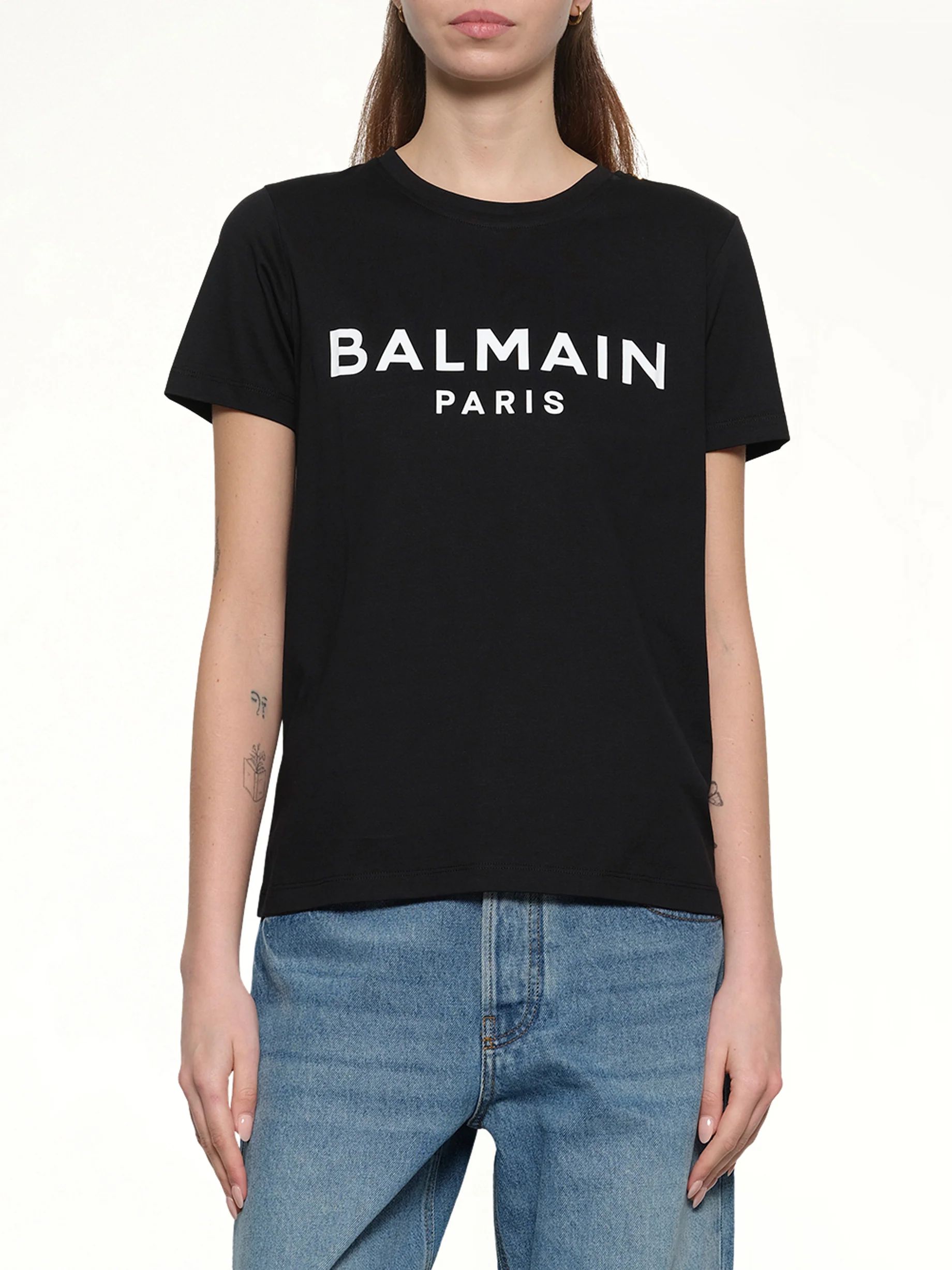 3 Button Logo Print T-Shirt in Black/White - Image 6
