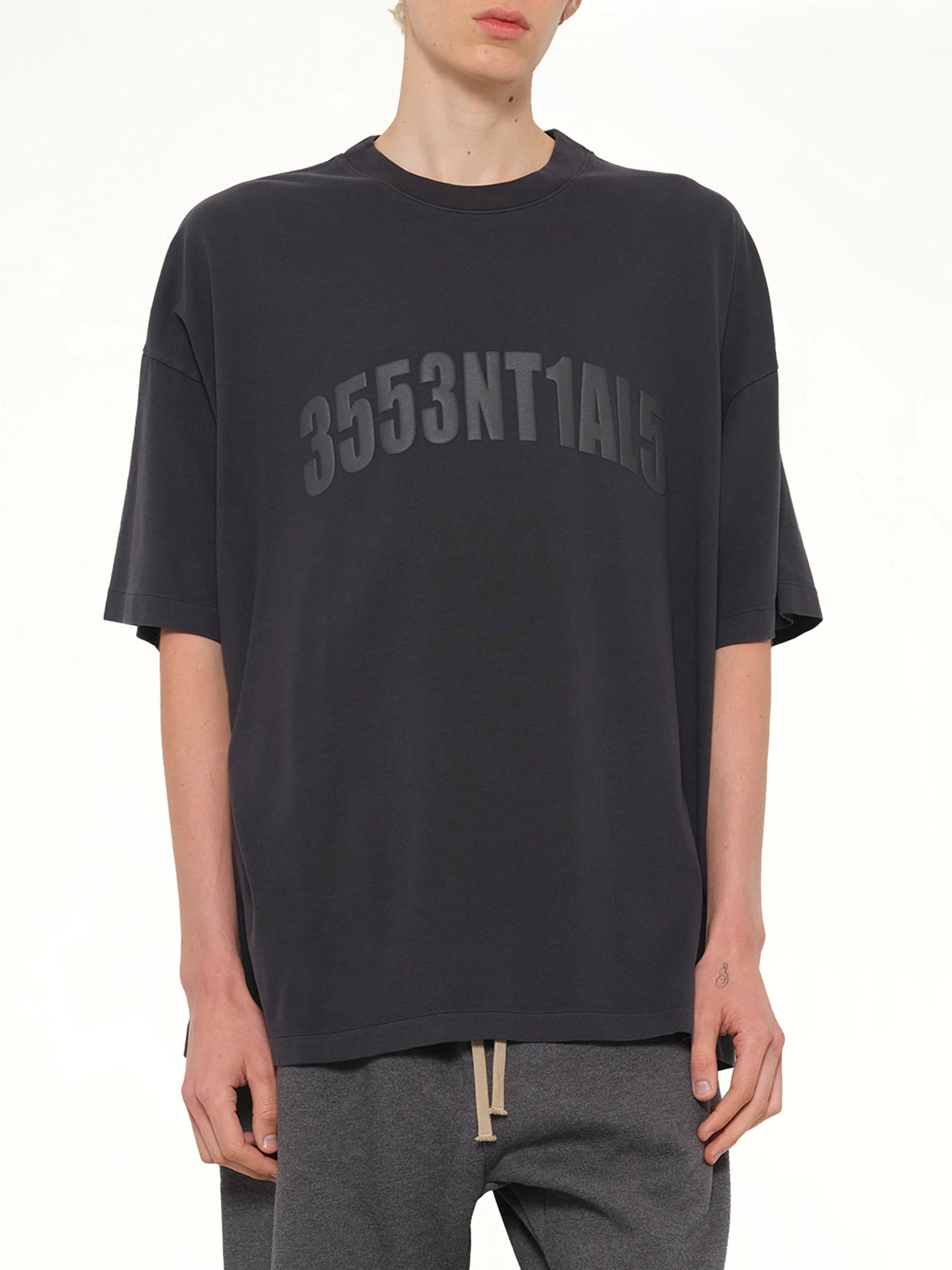 3553NTIAL5 T-Shirt in Vintage Black - Image 6