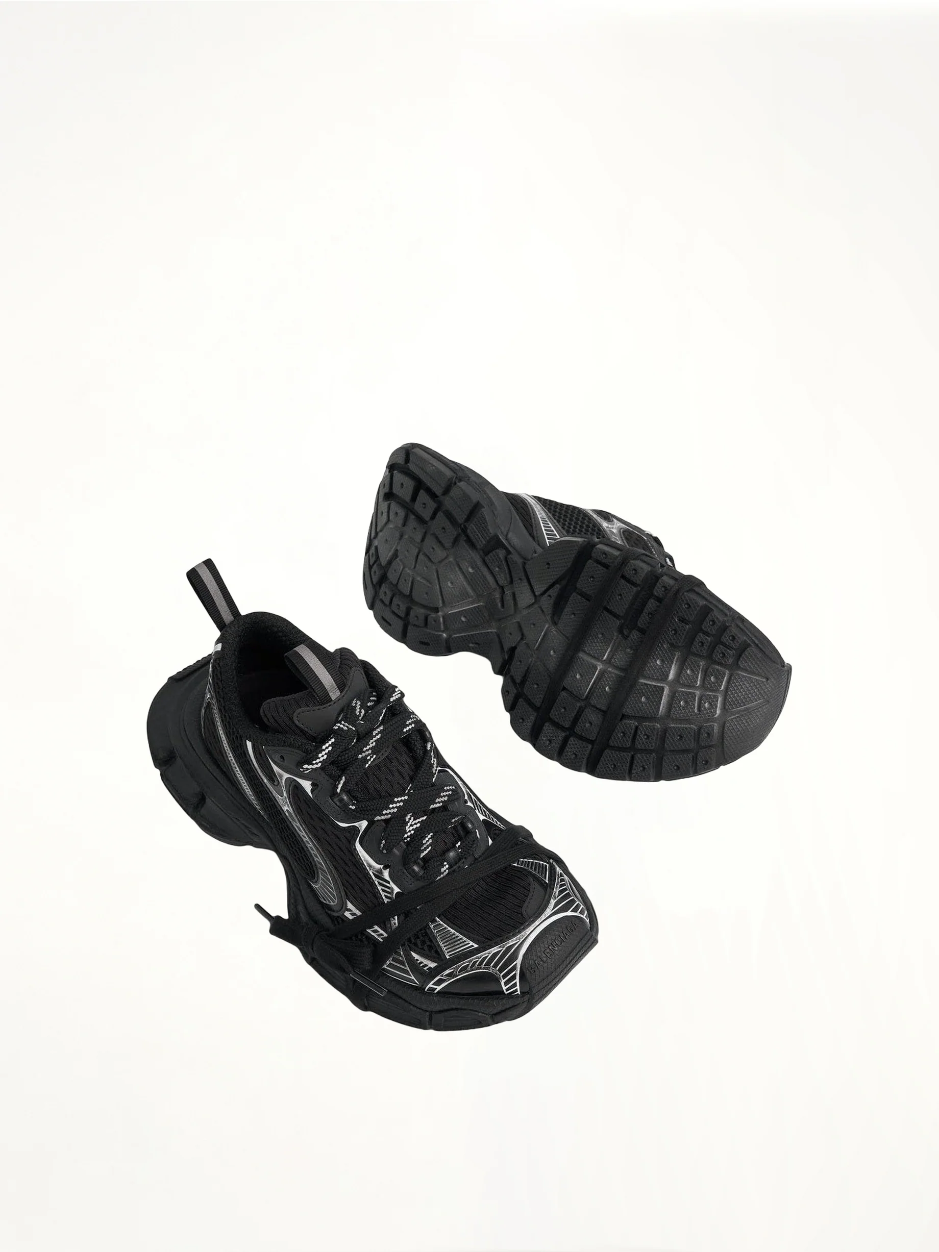 3XL Sneakers in Black/White - Image 4