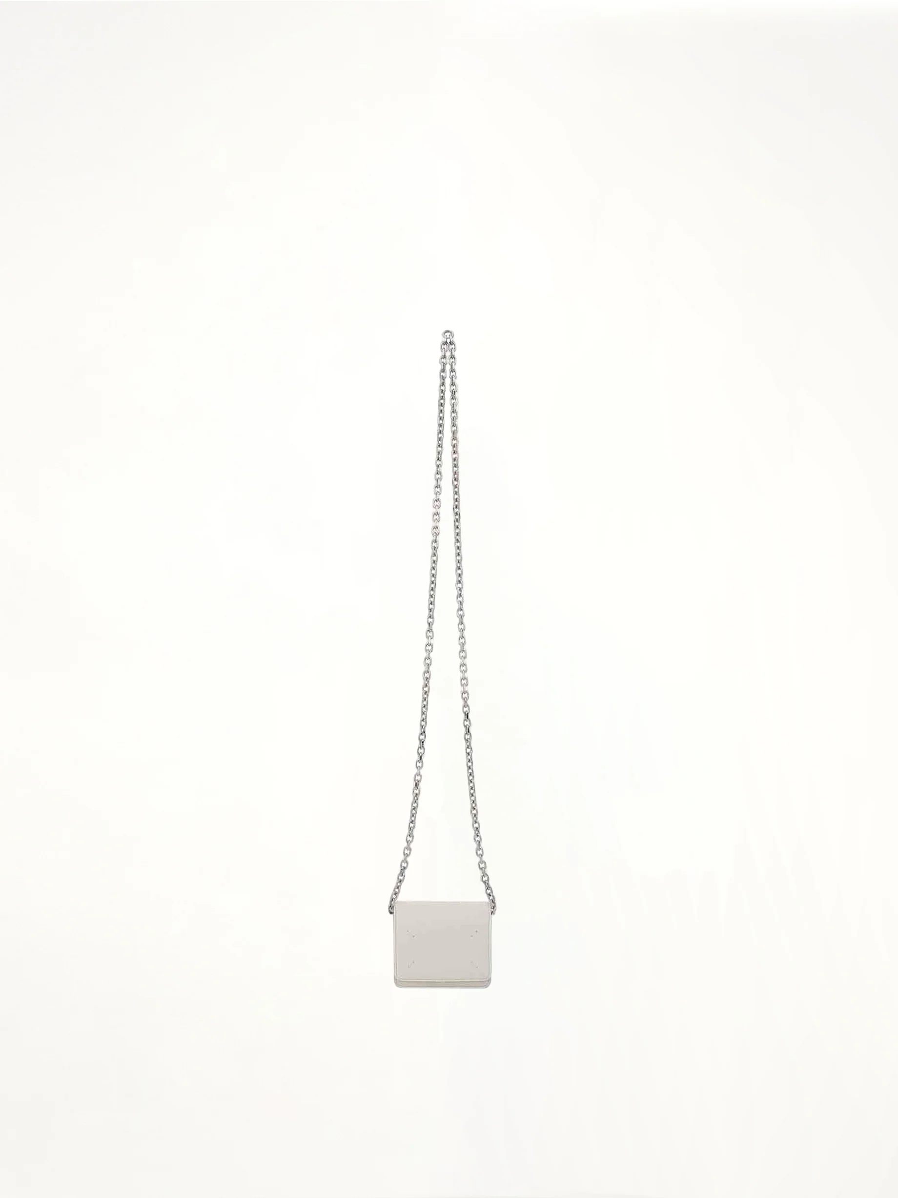 Four Stitches Chain Wallet in White - Image 5