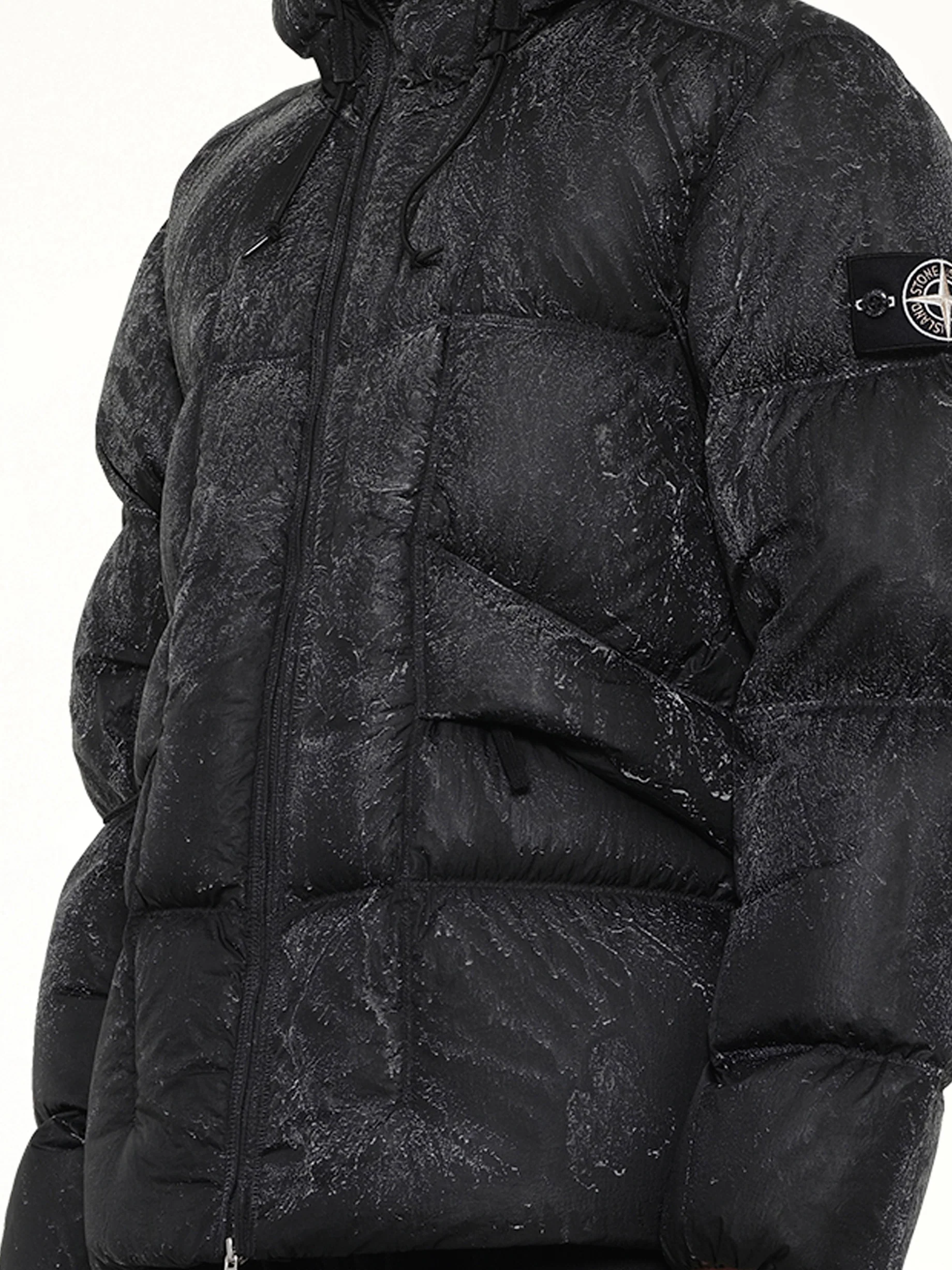 4100062 Hand Sprayed Reflective Puffer in Black - Image 6