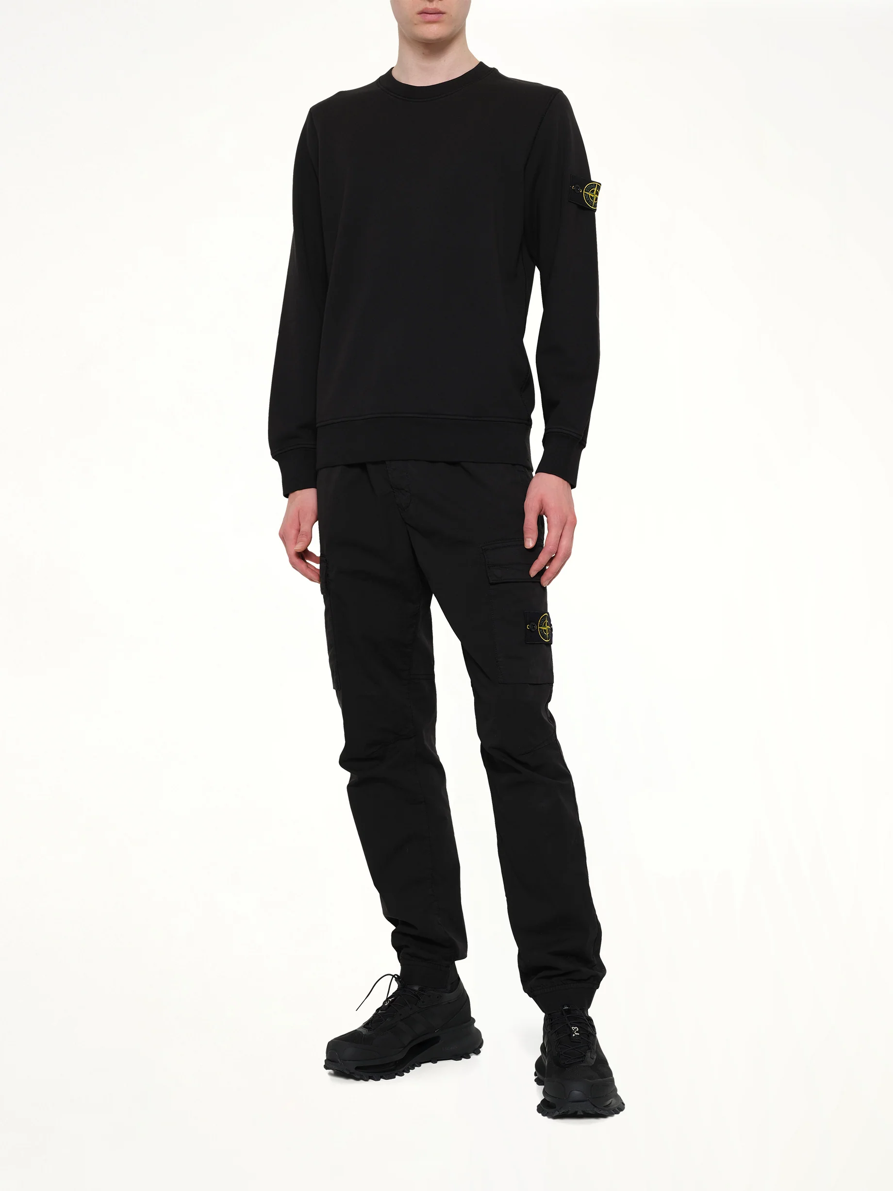 6100060 Sweatshirt in Black - Image 4
