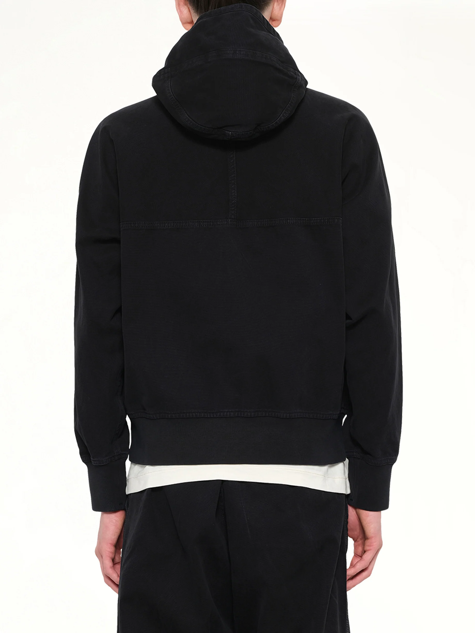 6100068 Hoodie Sweater in Black - Image 5