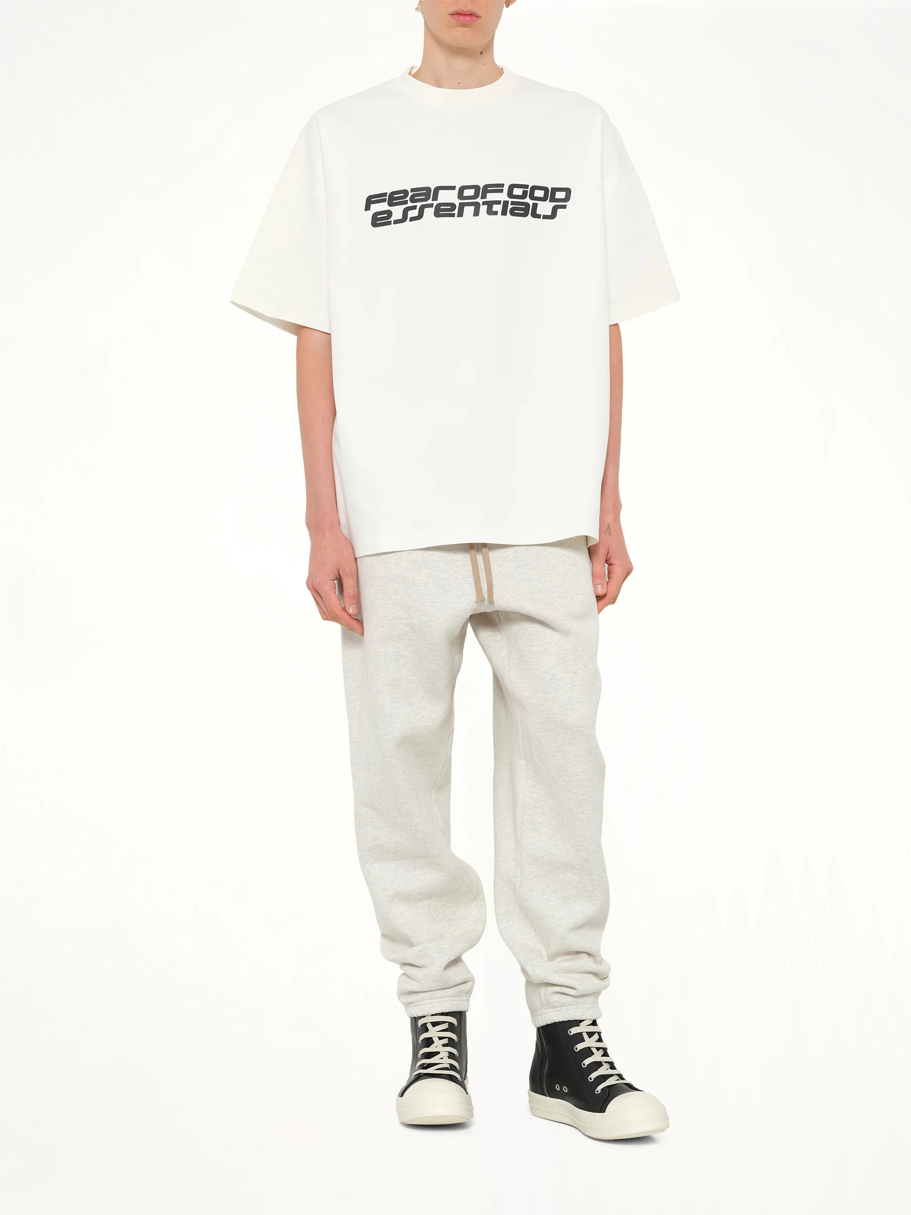 90's Short Sleeve T-Shirt in Ivory - Image 4