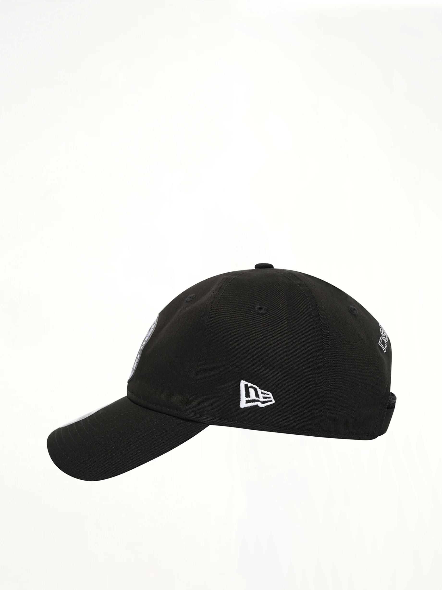 9Twenty x New Era Cap in Black - Image 2