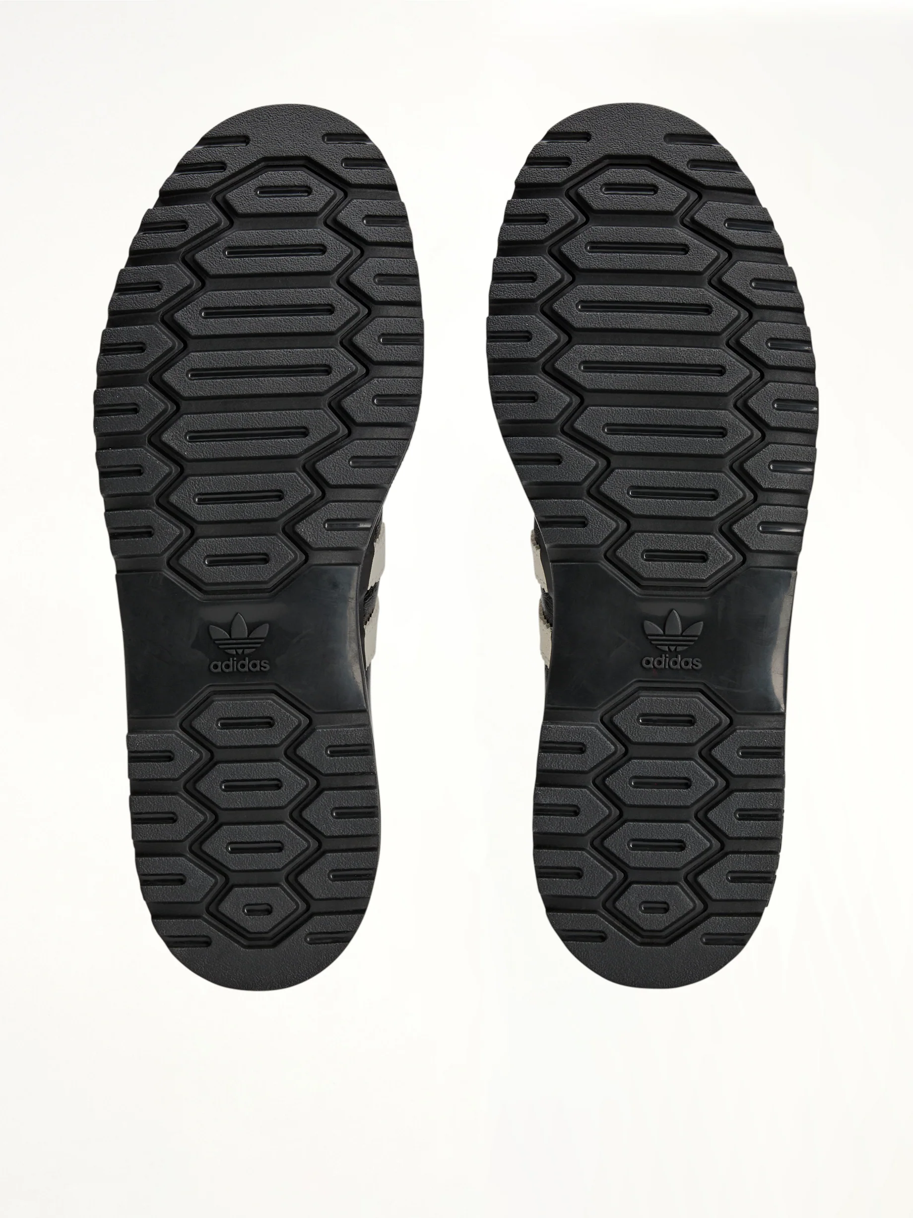 Adidas x SFTM Samba LX Freizeit in Core Black - Image 5
