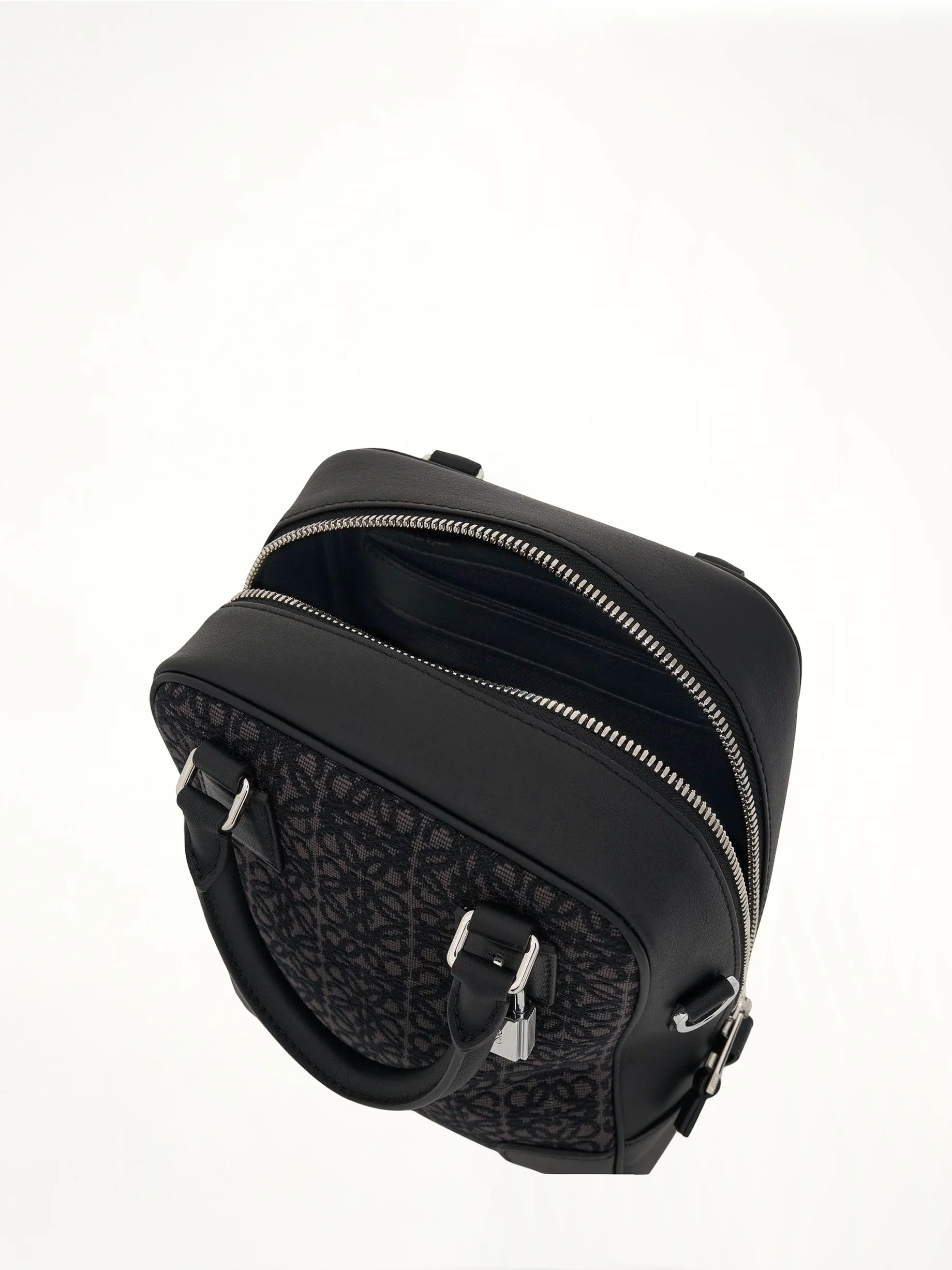 Amazona 15 Vertical Anagram in Jacquard and Calfskin in Anthracite - Image 7
