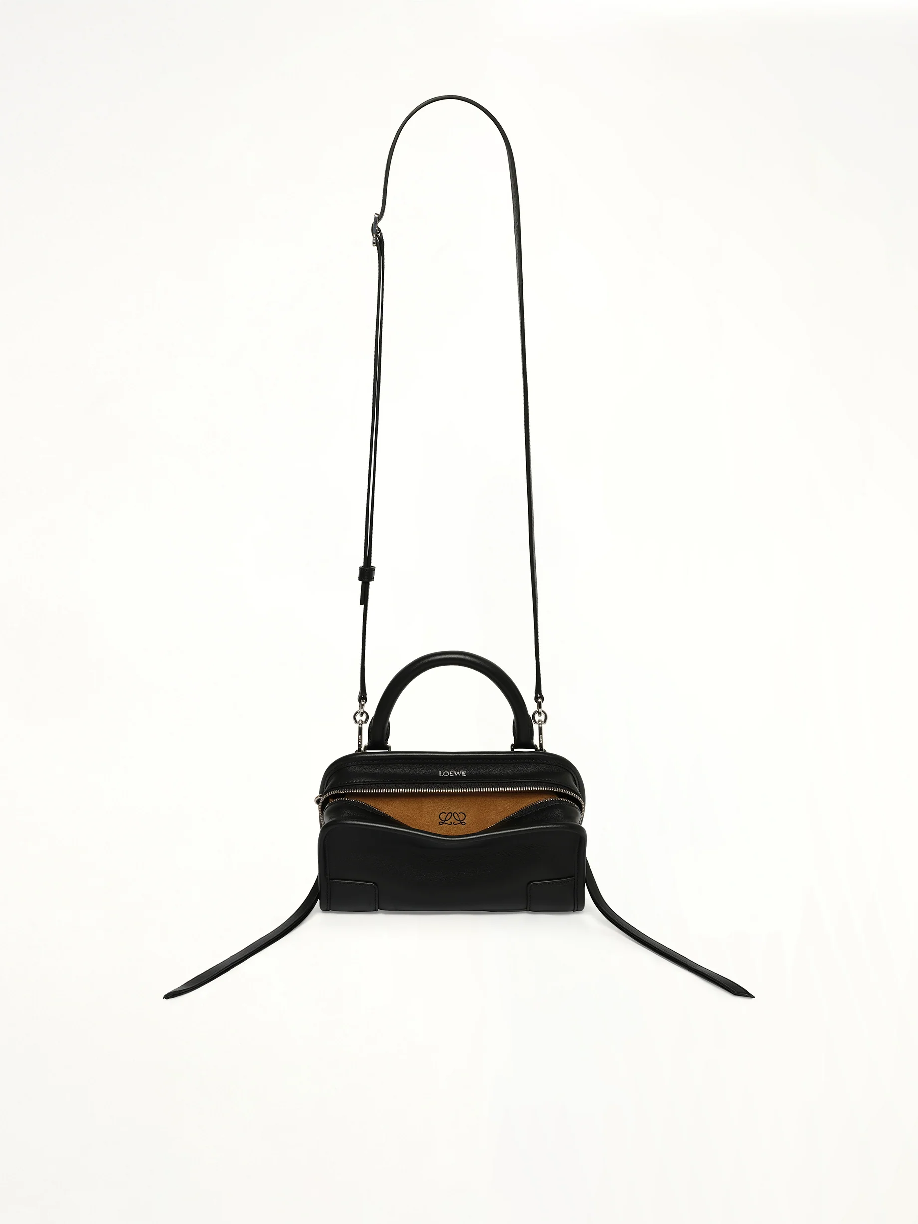 Amazona 180 Mini Bag in Black - Image 7