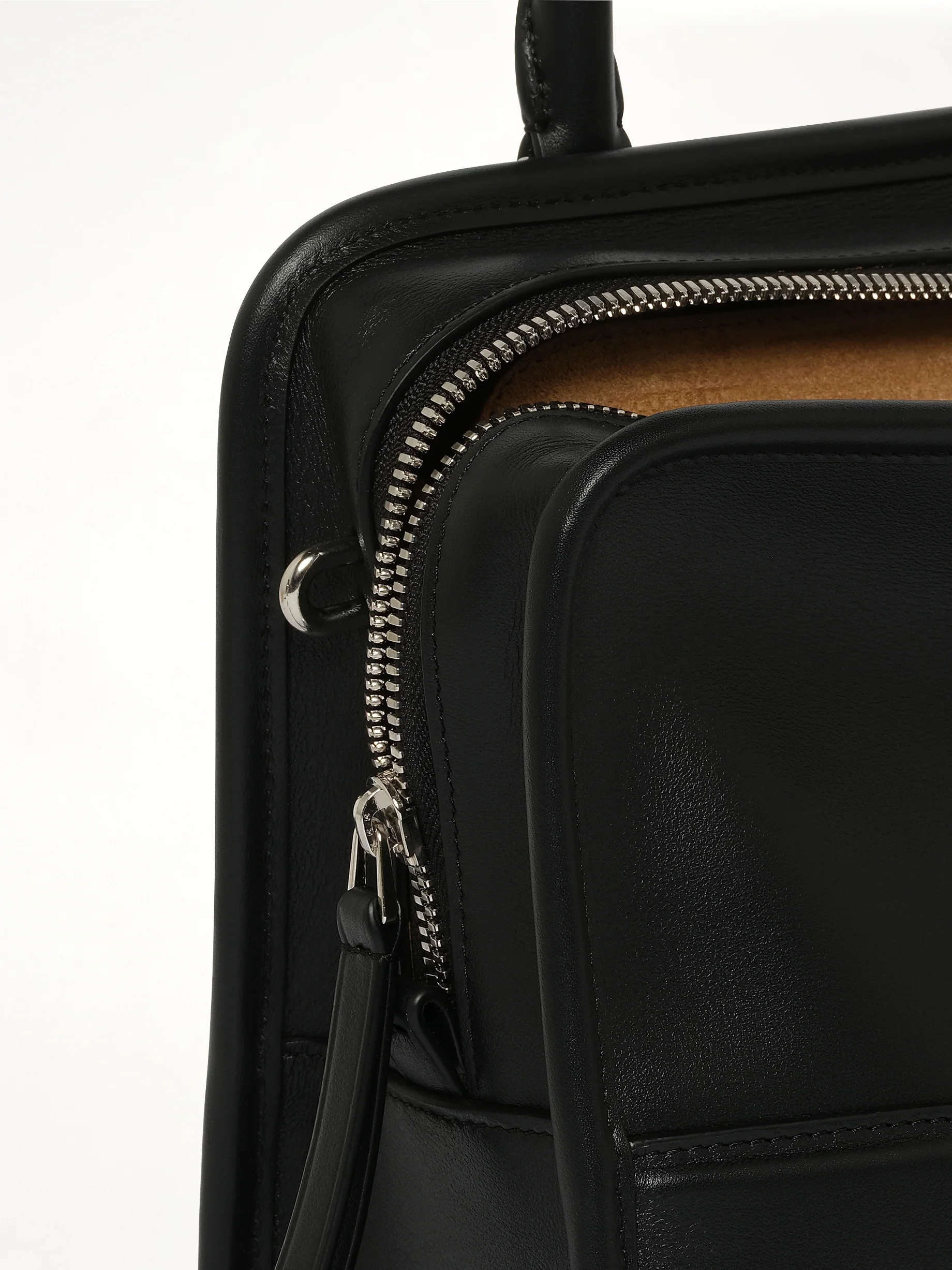 Amazona 180 Small Bag in Black - Image 12