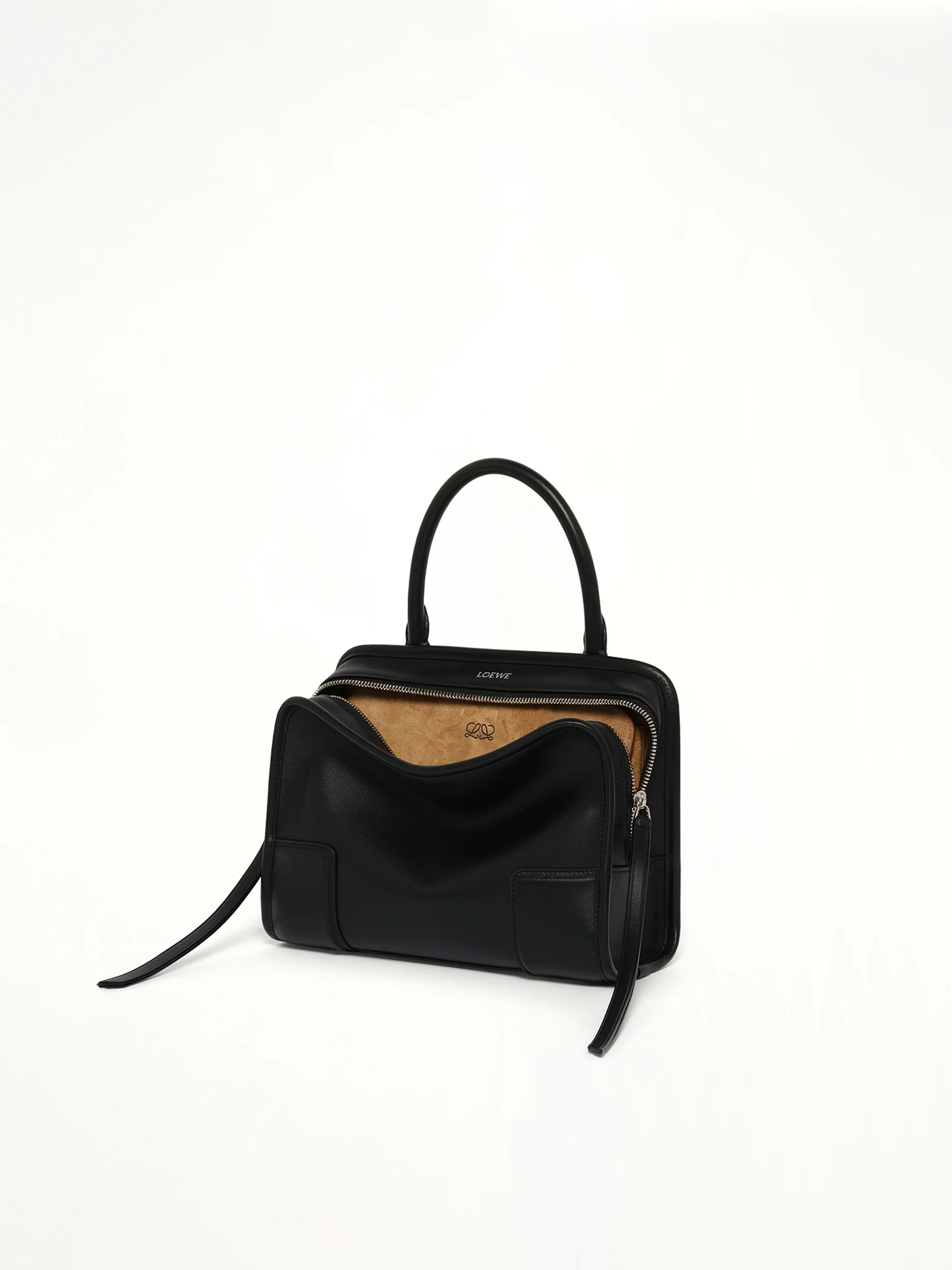 Amazona 180 Small Bag in Black - Image 8