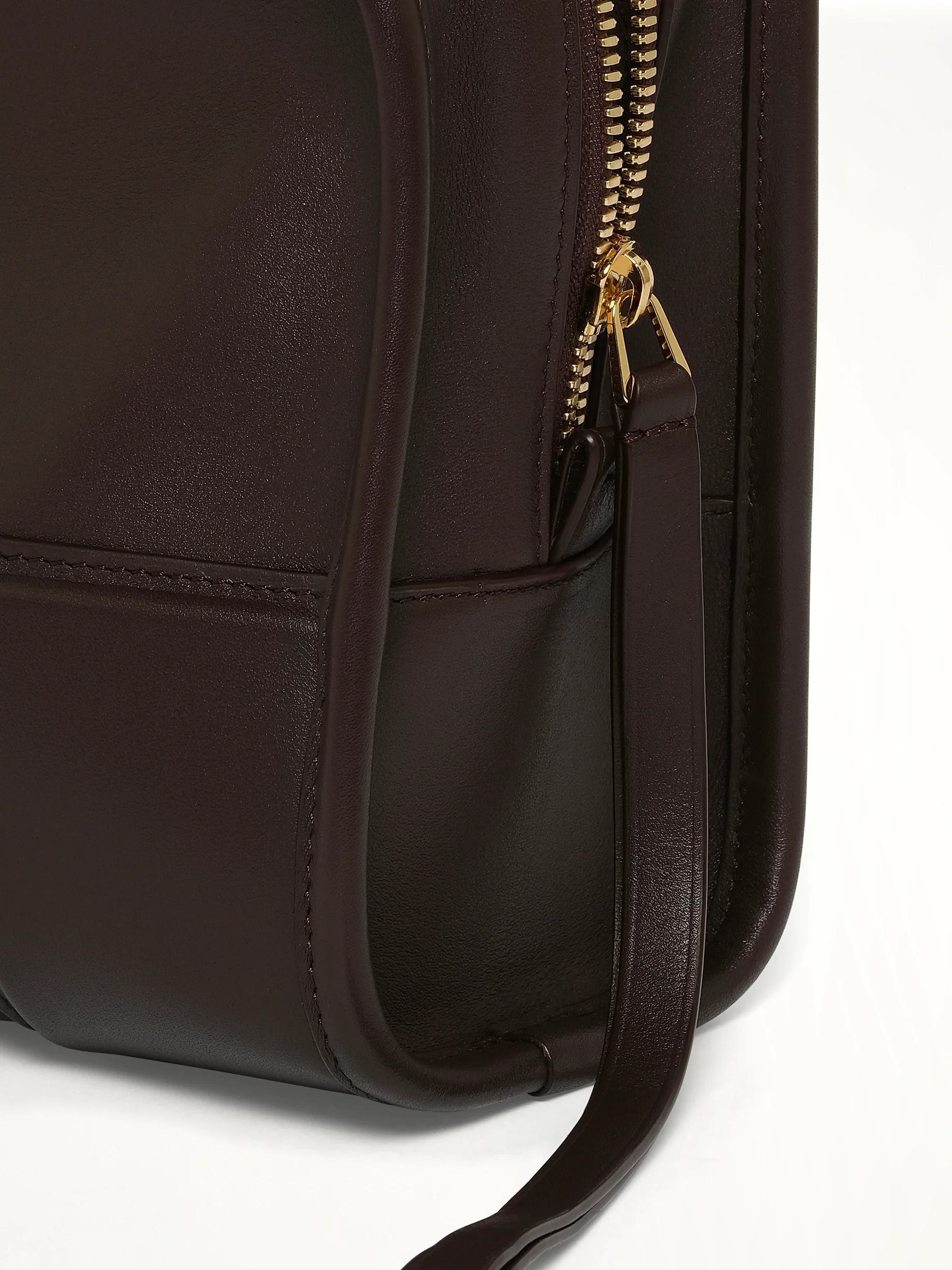 Amazona 180 Small Bag in Dark Chestnut - Image 11