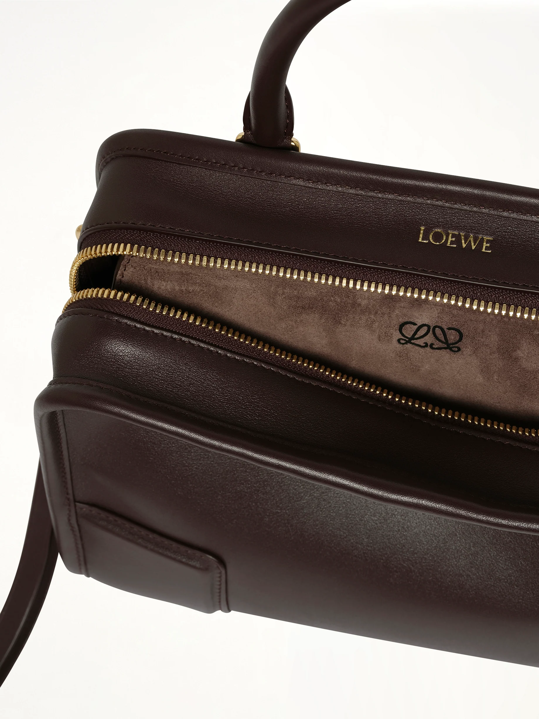 Amazona 180 Small Bag in Dark Chestnut - Image 13