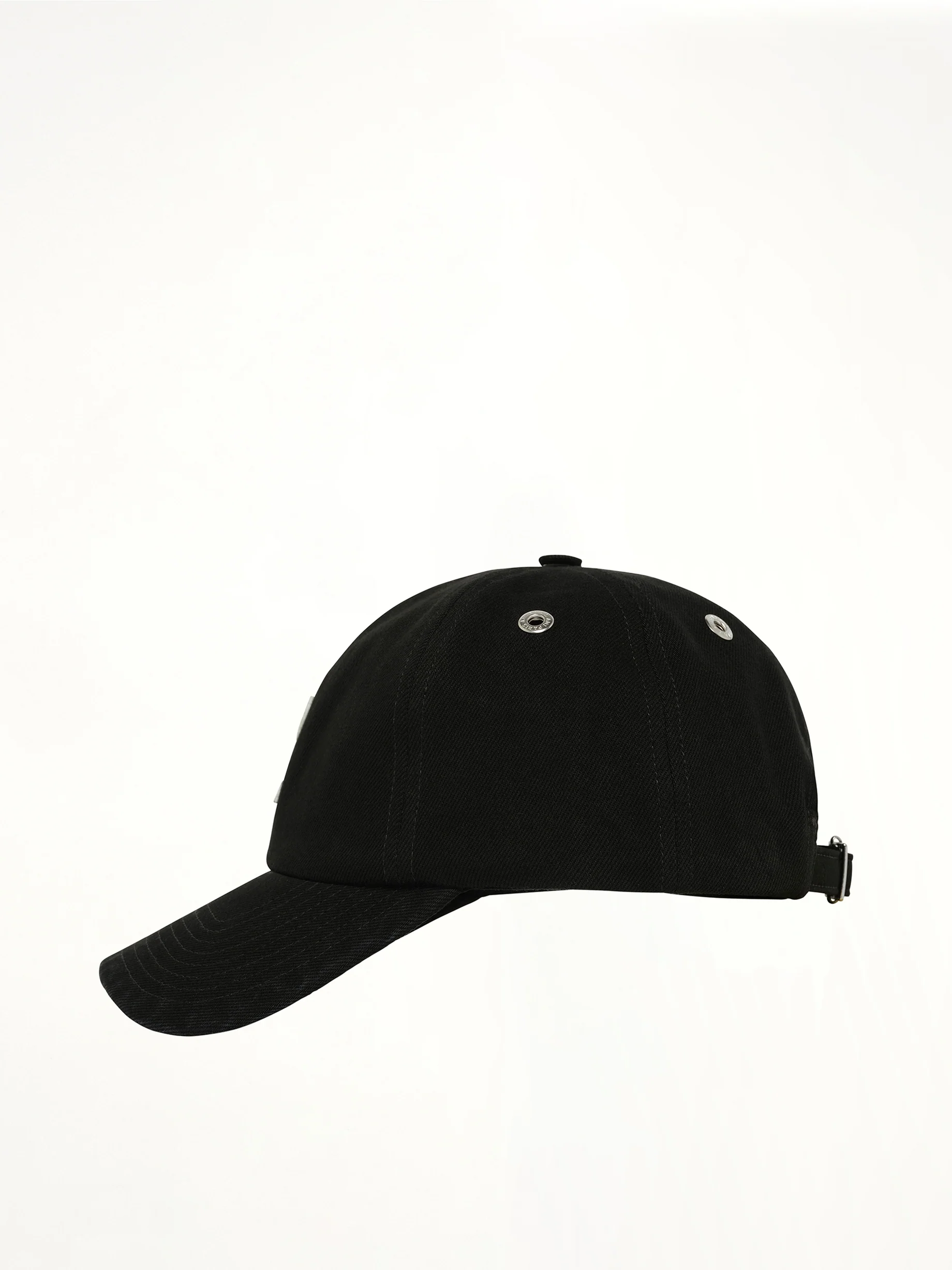 Ami De Coeur Felt Cap in Black - Image 2