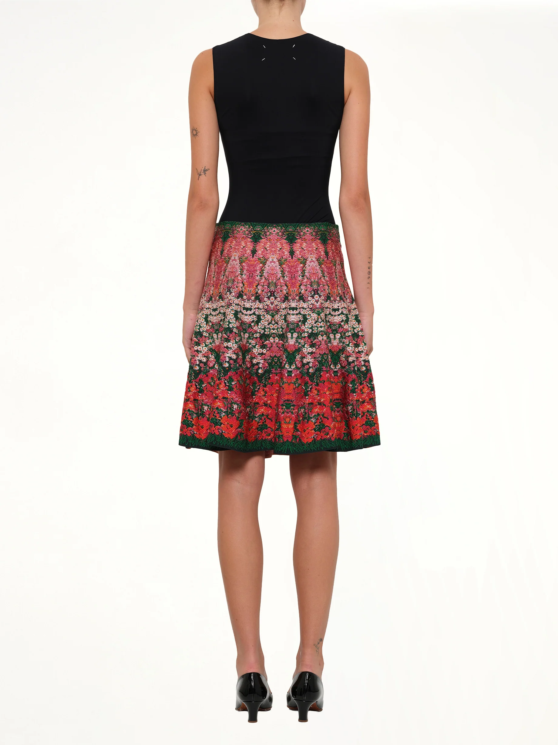 Flower Jacquard Mini Skirt in Multi - Image 4