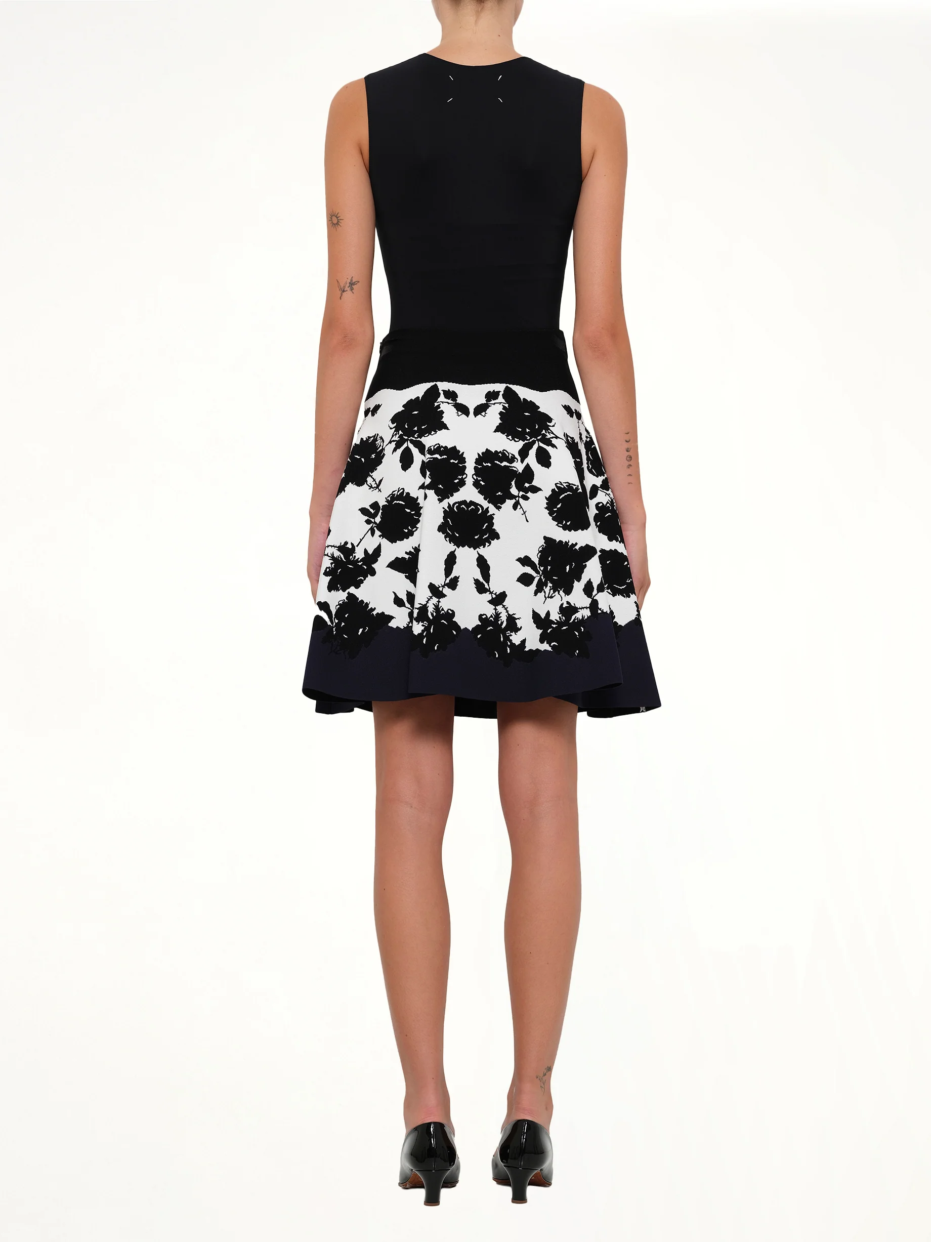 Rose Jacquard Mini Skirt in Ivory/Black - Image 4