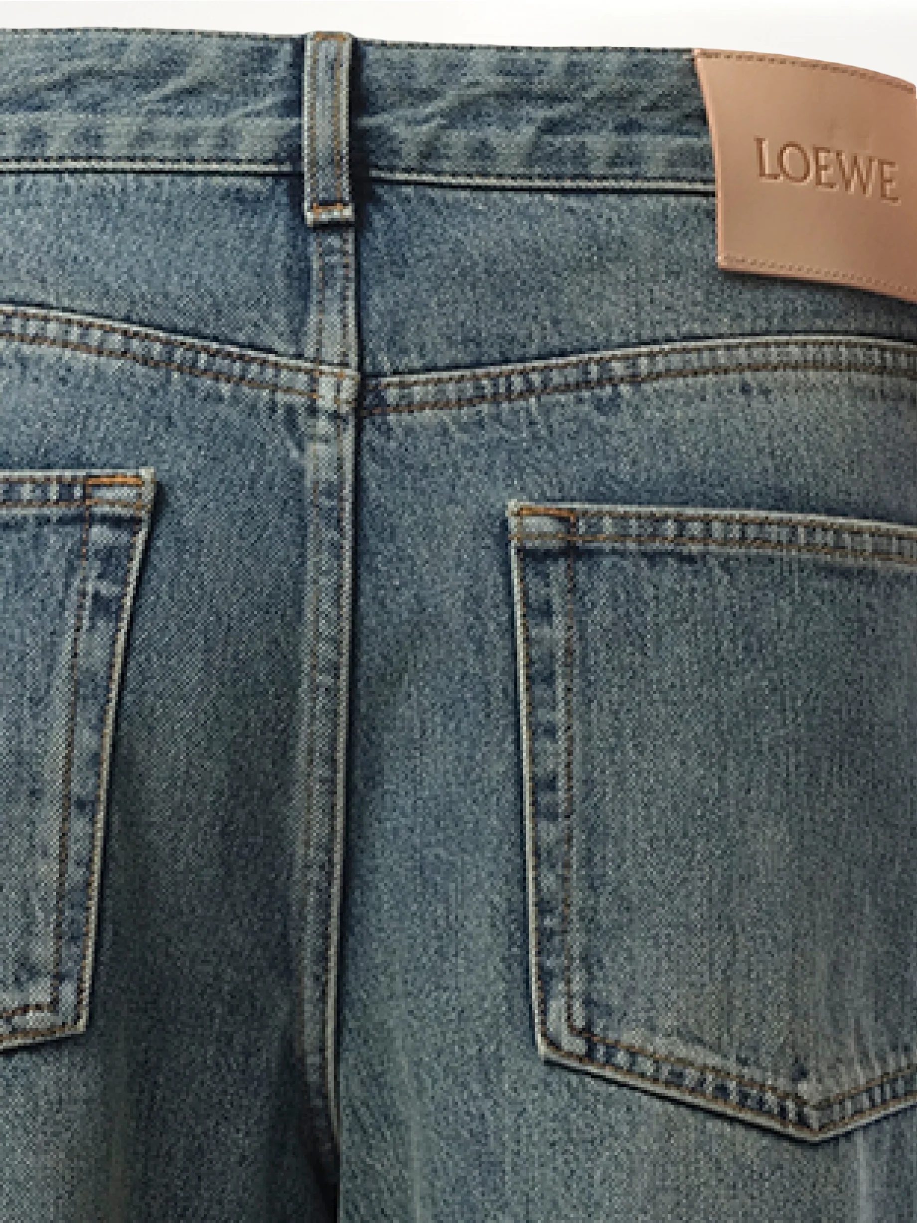 Anagram Baggy Distressed Jeans AF in Washed Denim - Image 3