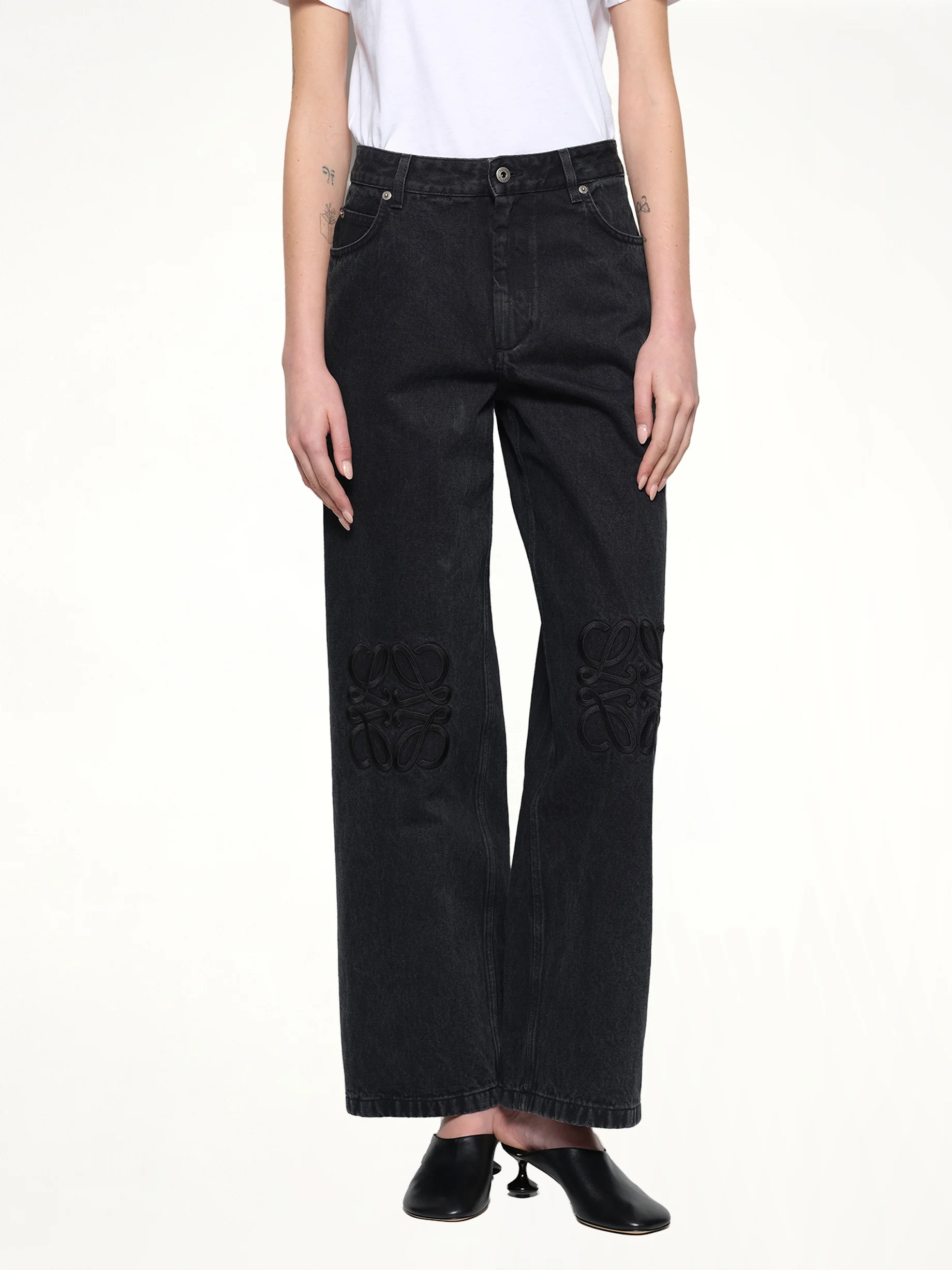 Anagram Baggy Tonal Jeans AF in Black - Image 6