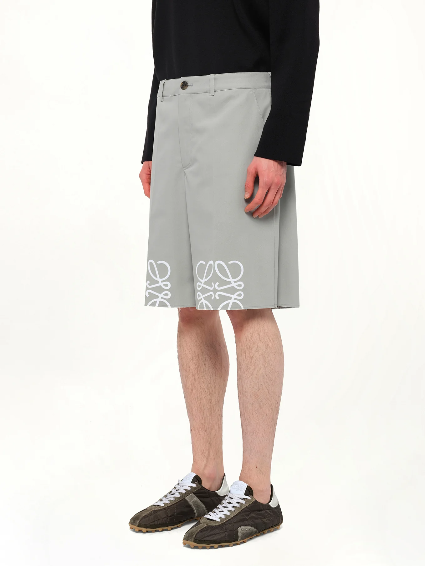 Anagram Shorts in Light Grey - Image 3