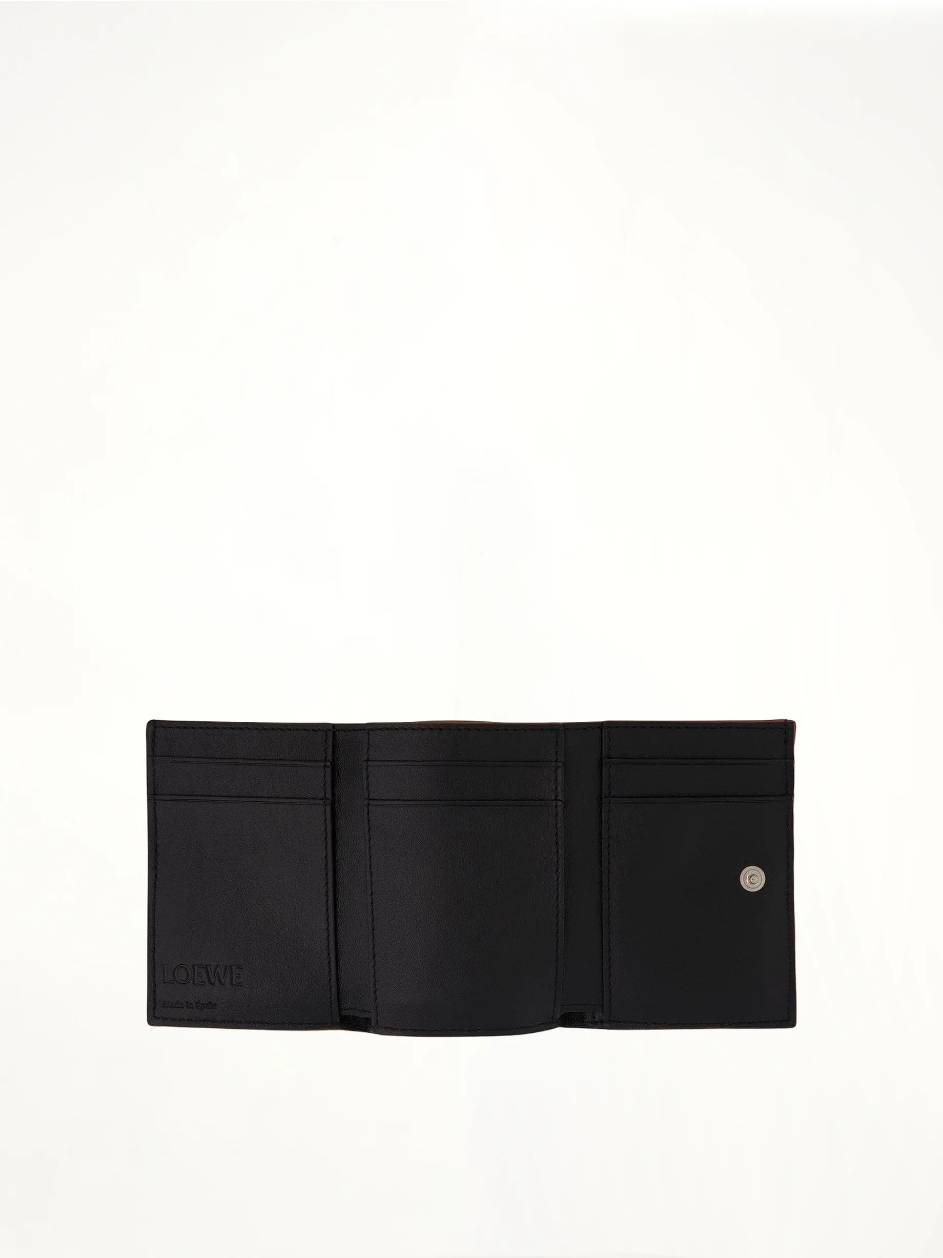 Anagram Trifold Wallet Pebble Grain Calfskin in Black - Image 6