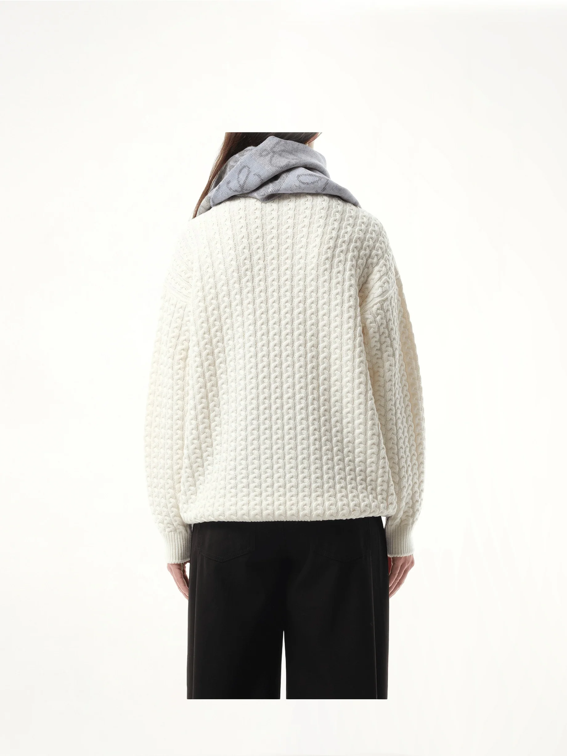 Anagram Wool Cashmere Scarf in Blue/White - Image 5
