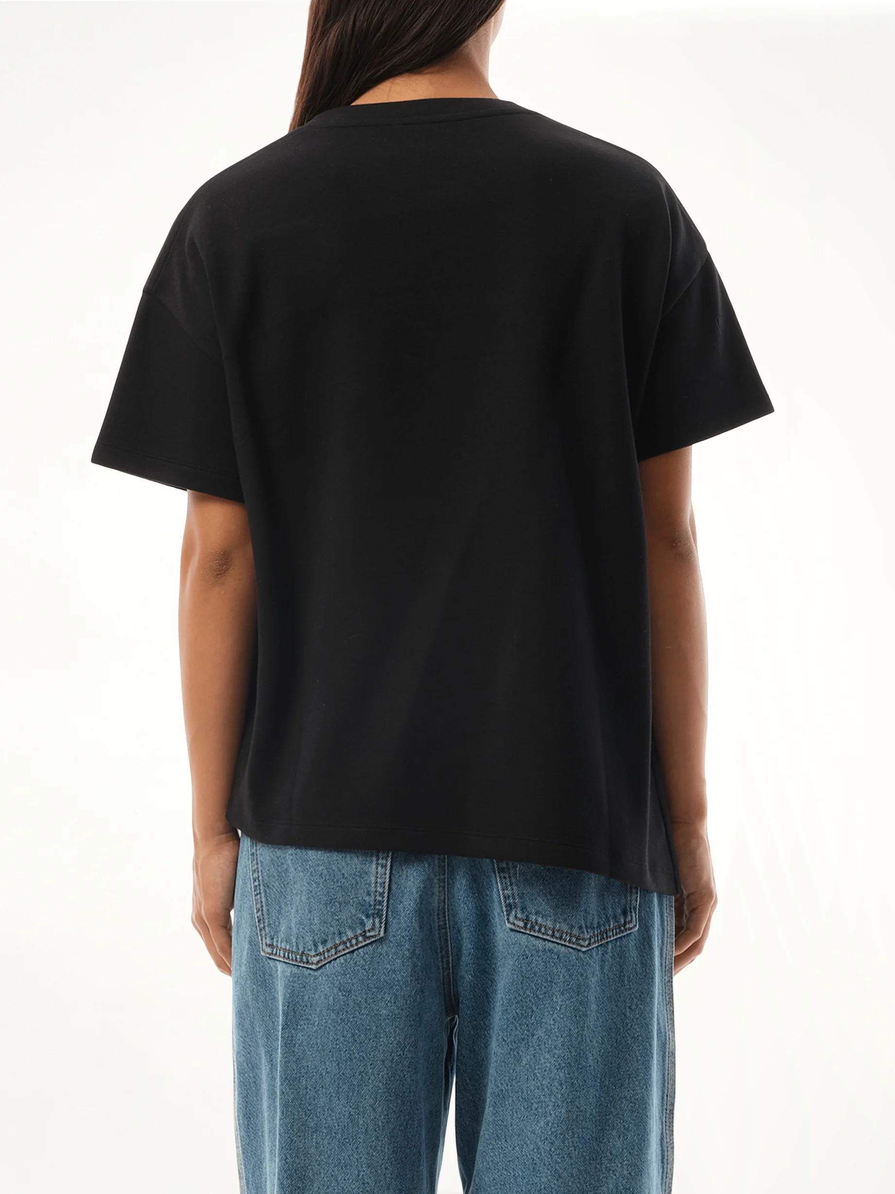 Asymmetric T-Shirt Black - Image 6