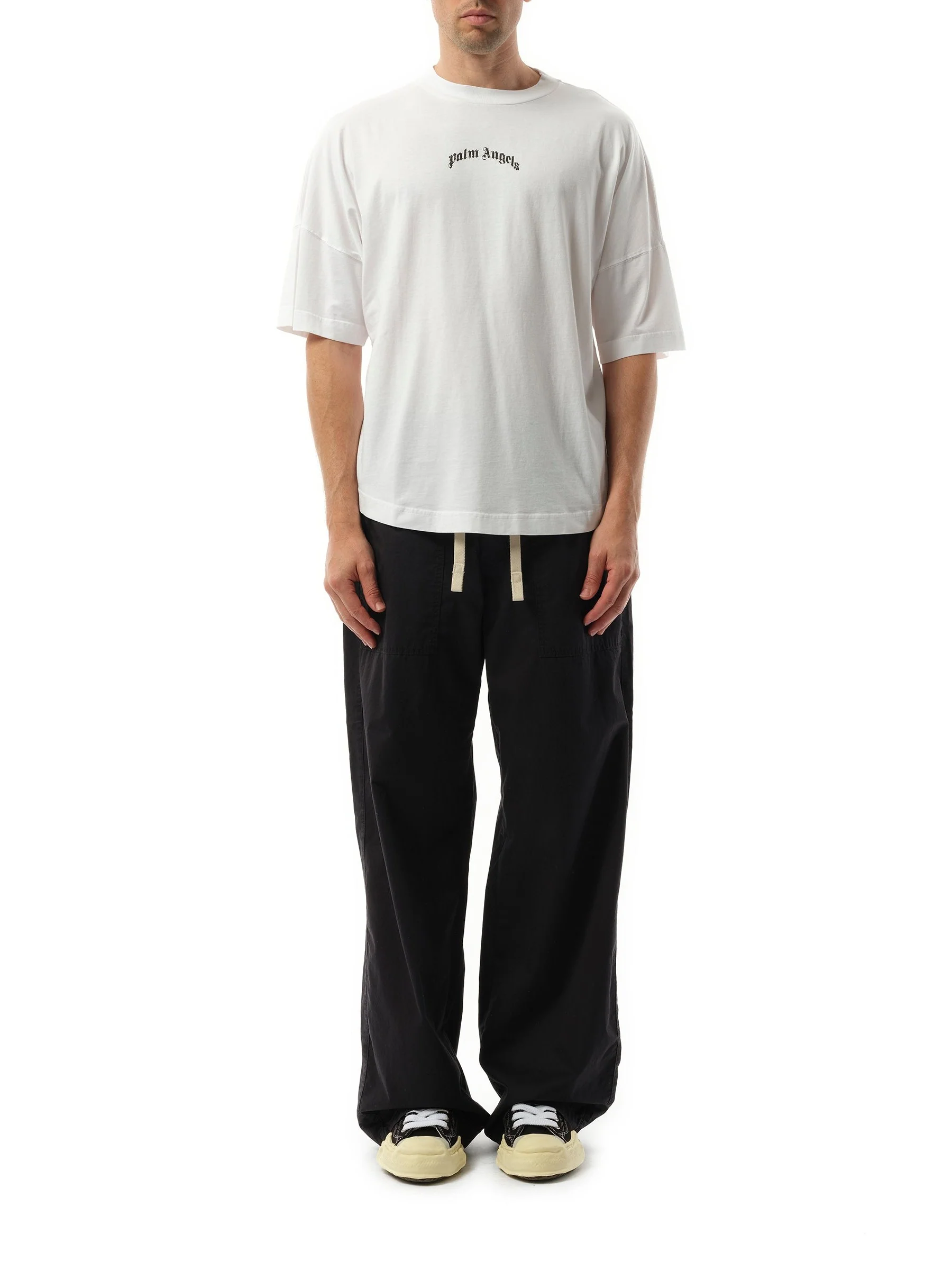 Back Curved Logo Over T-Shirt in Off White/Black - Image 4