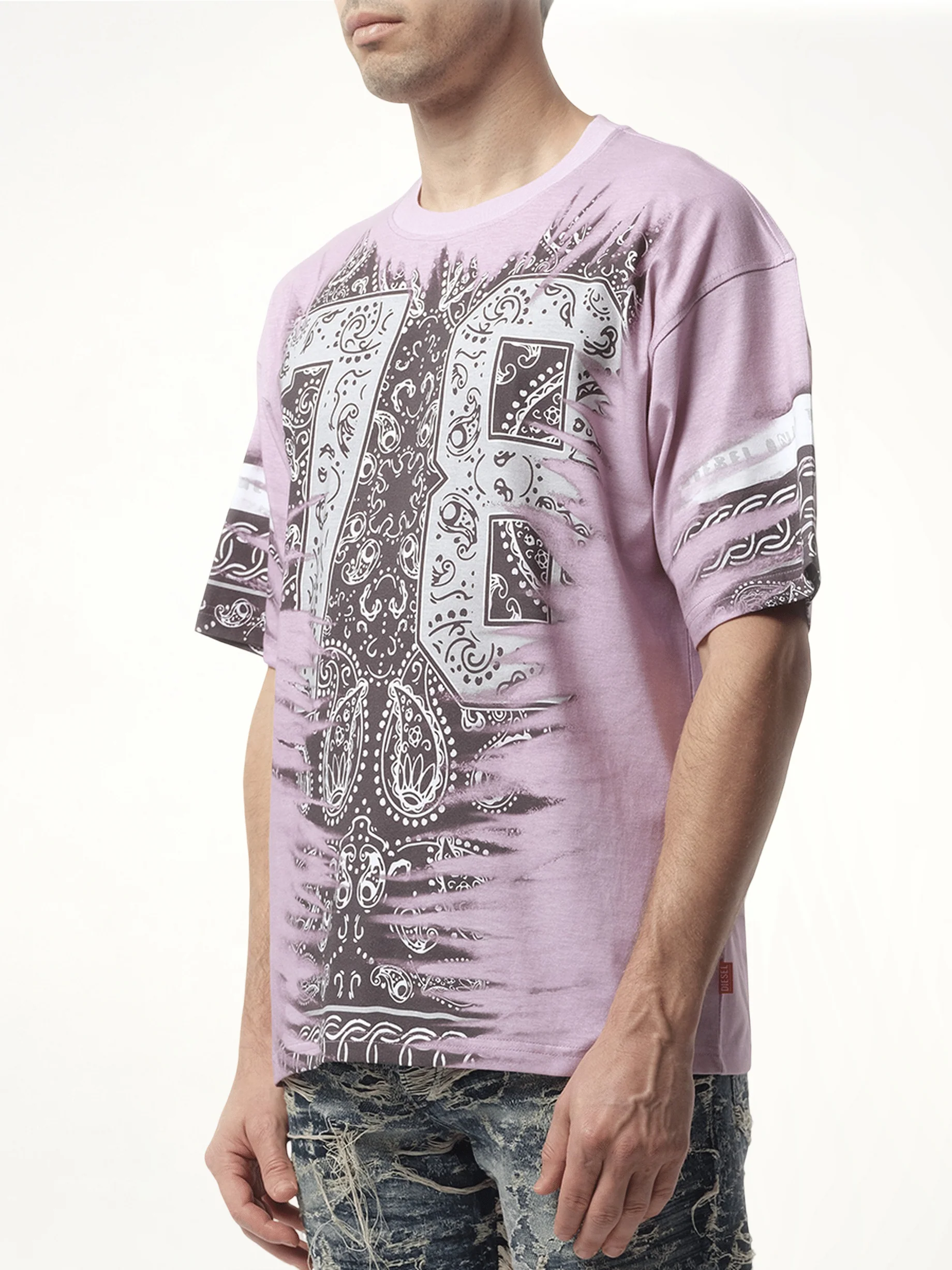 Bandana Print T-Shirt in Black/White - Image 6