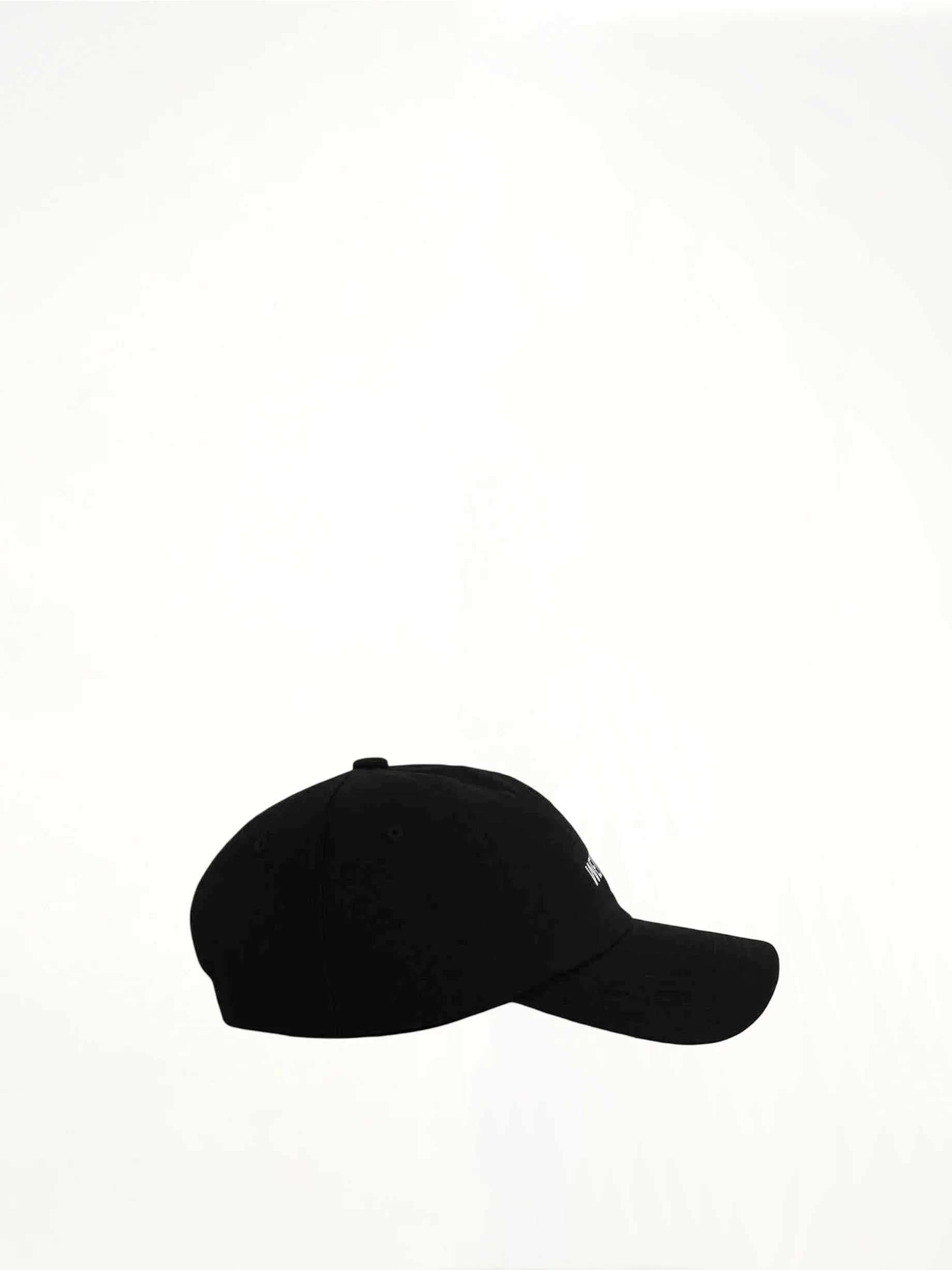 Basic 1506 Logo Cap in Black - Image 2