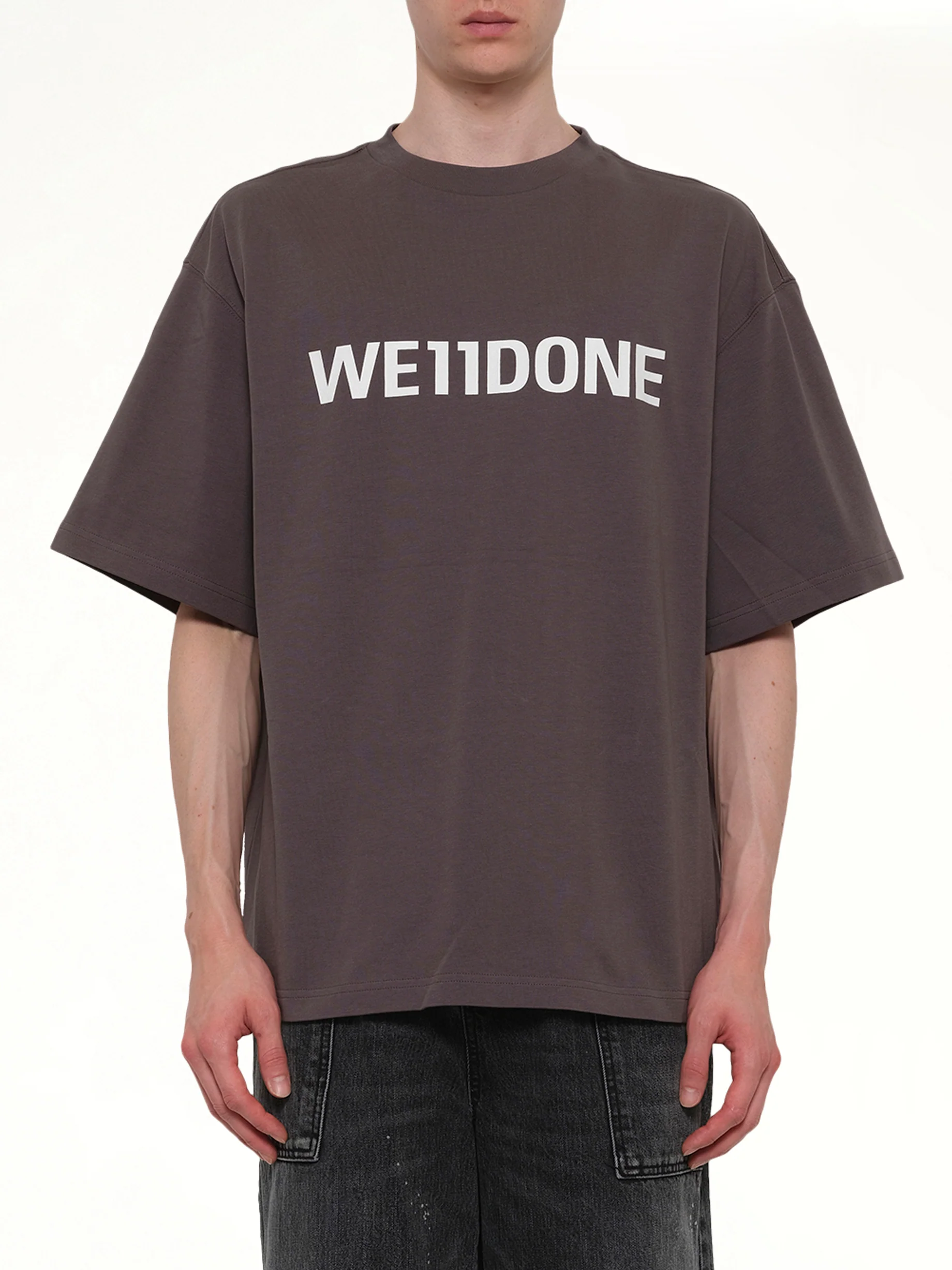 Basic Logo Large T-Shirt in Charcoal