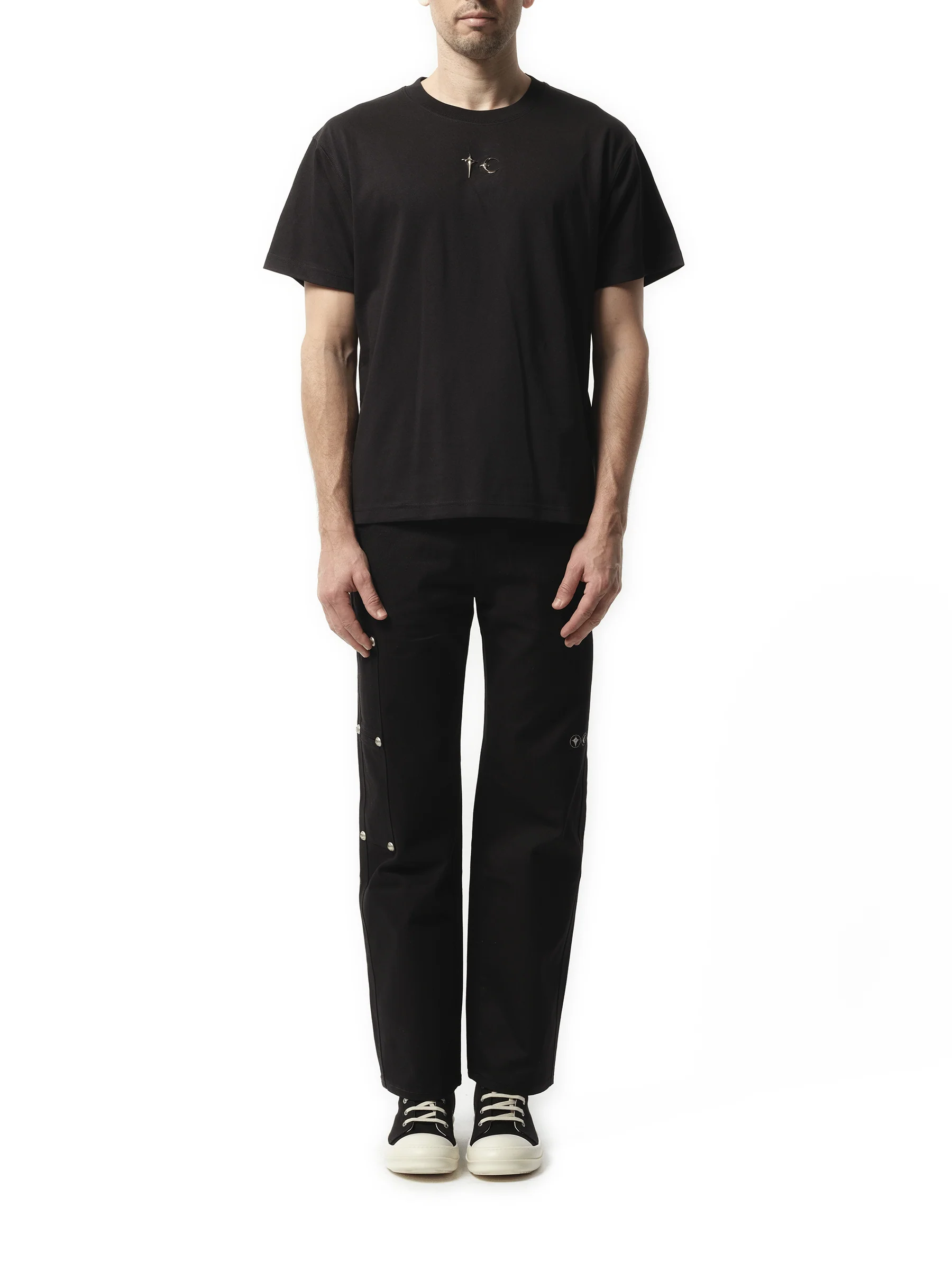 Basic T-Shirt in Black - Image 4