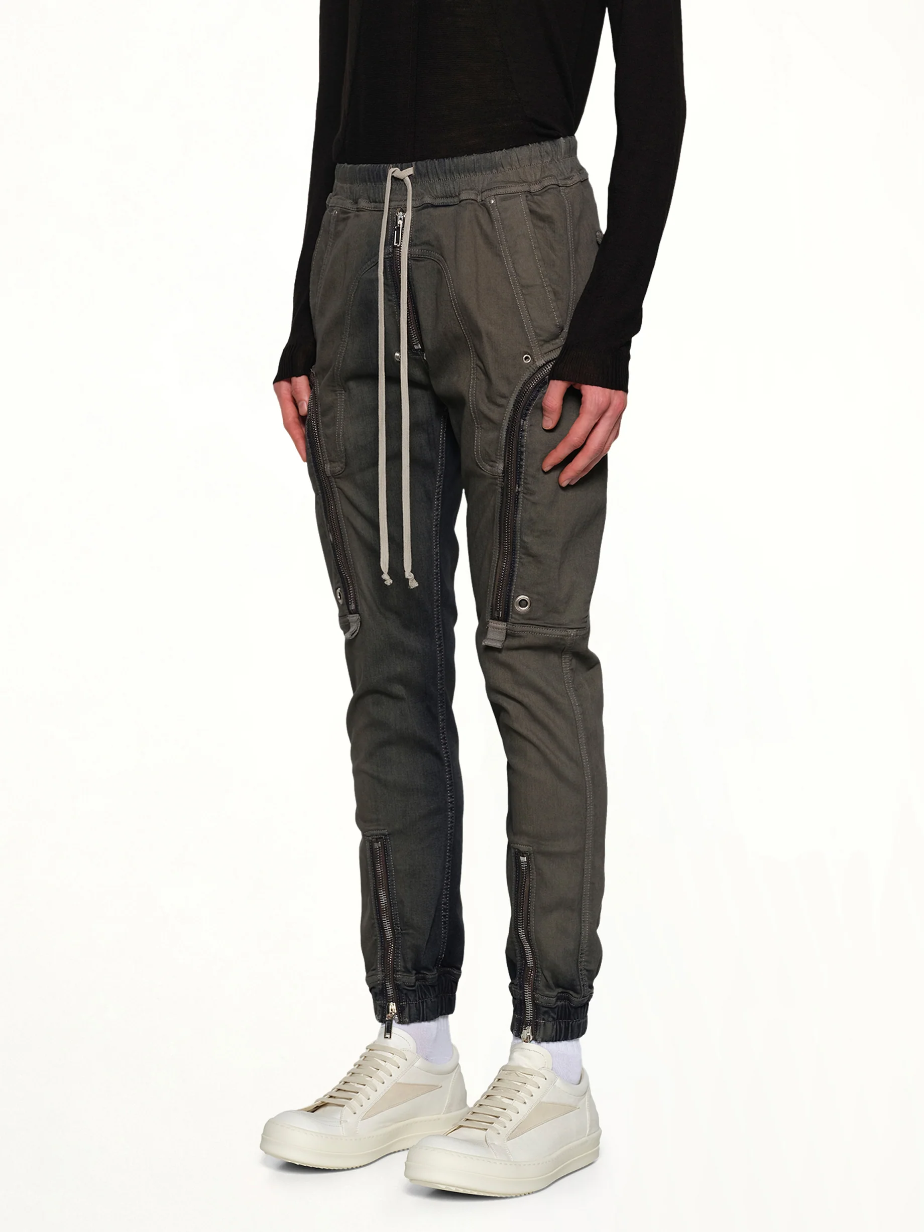 Bauhaus Cargo Pants in Darkdust Degrade - Image 3