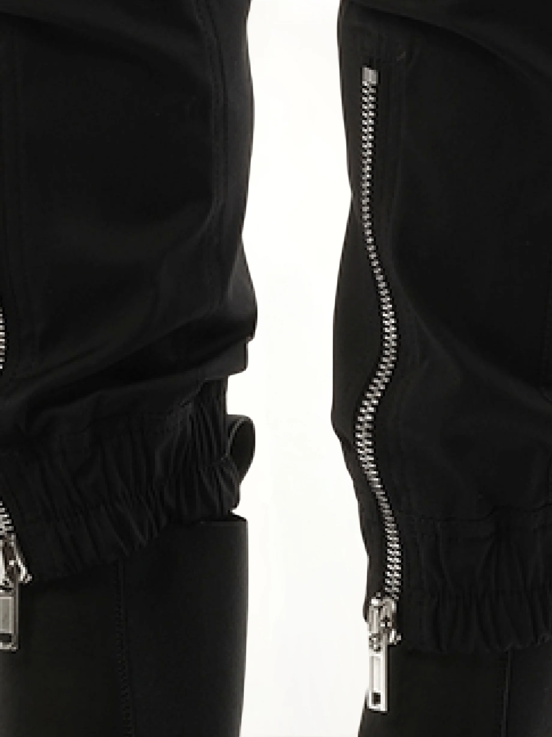 Bauhaus Cargo in Black - Image 3