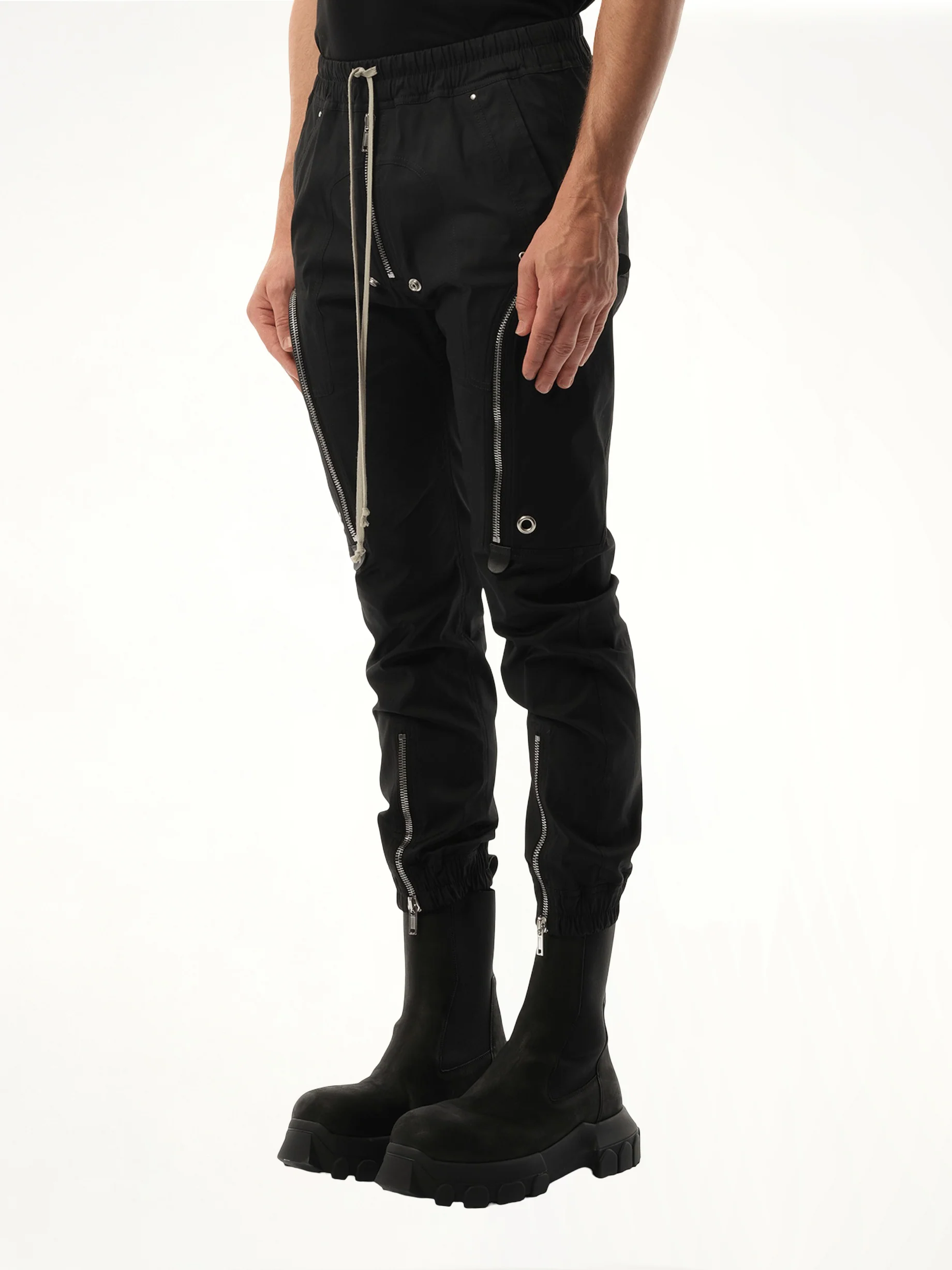 Bauhaus Cargo in Black - Image 5